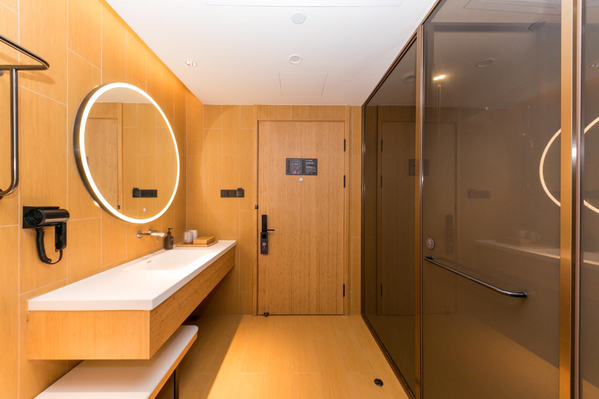 Business Queen Bed Room