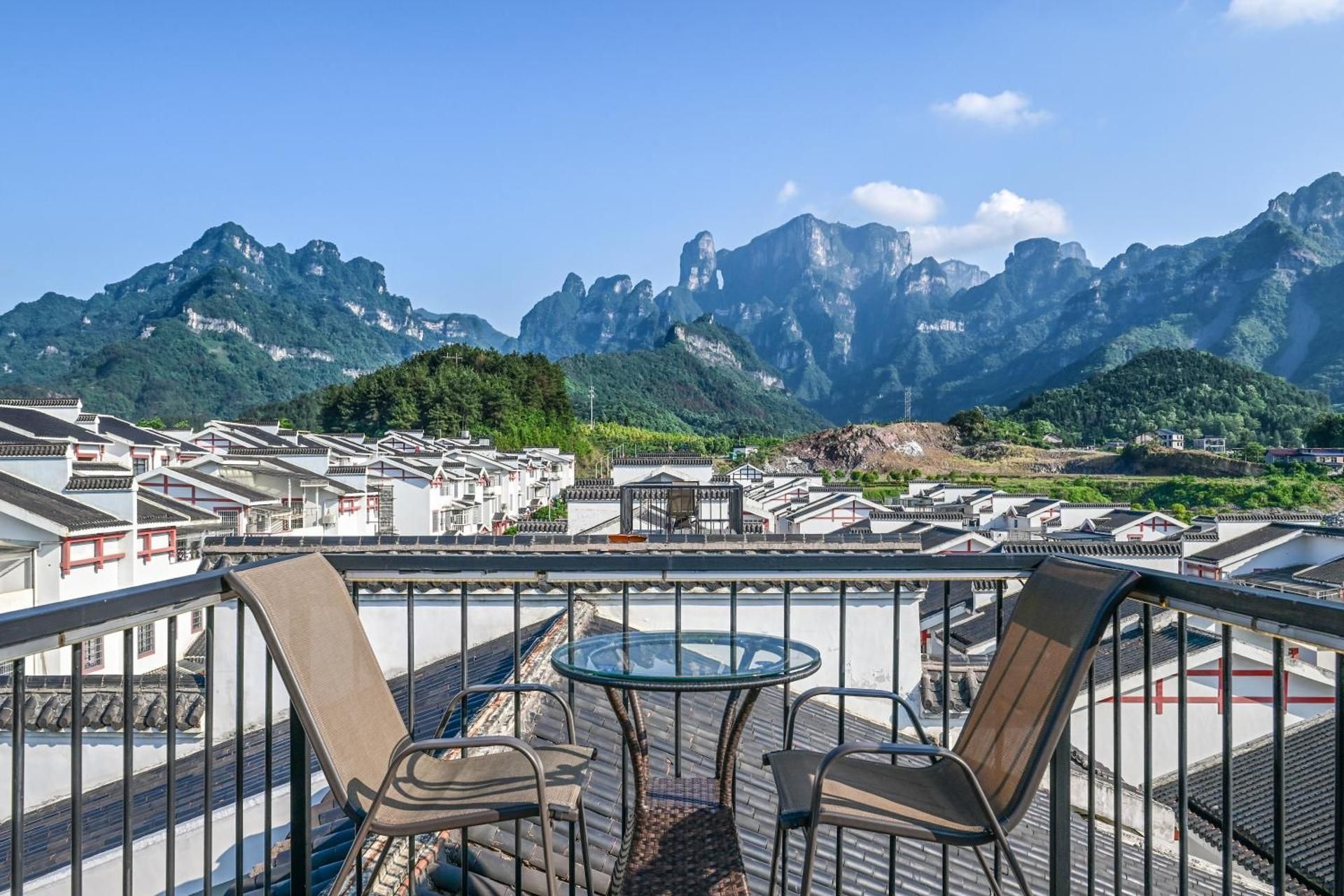 King Room with Mountain View