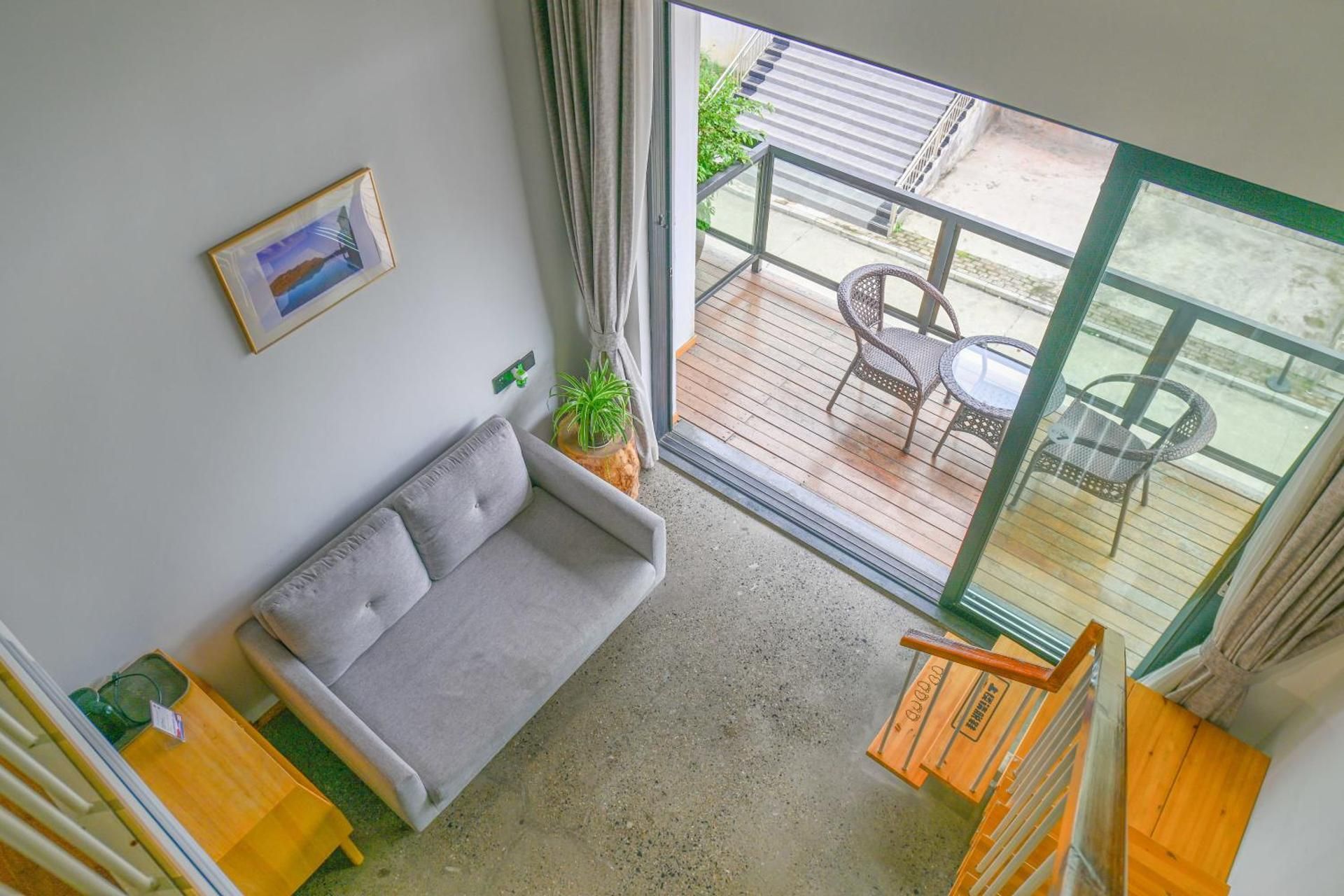 Queen Room with Balcony
