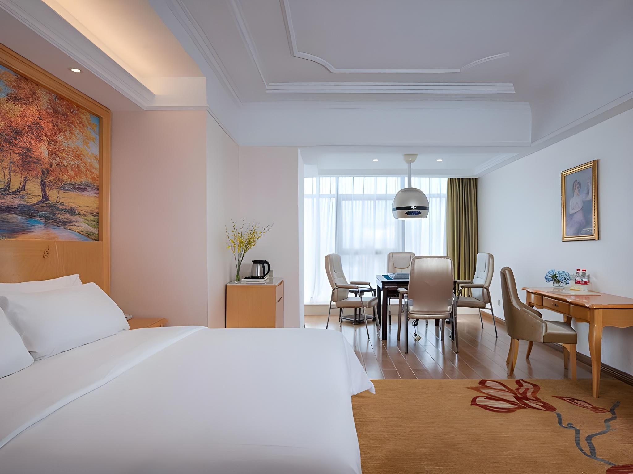 WH - Chess 1 Bed Room