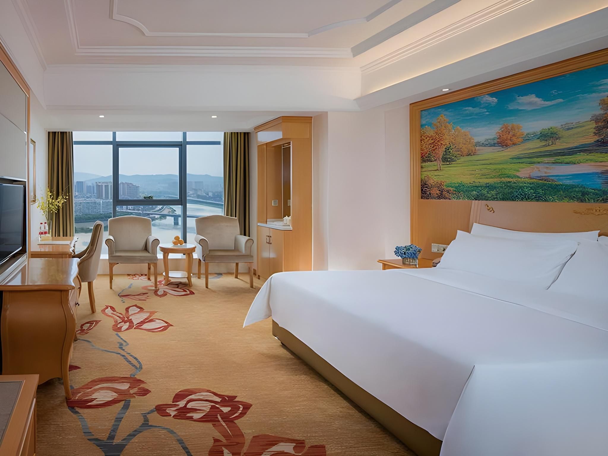 WH - 1 Bed Room with View