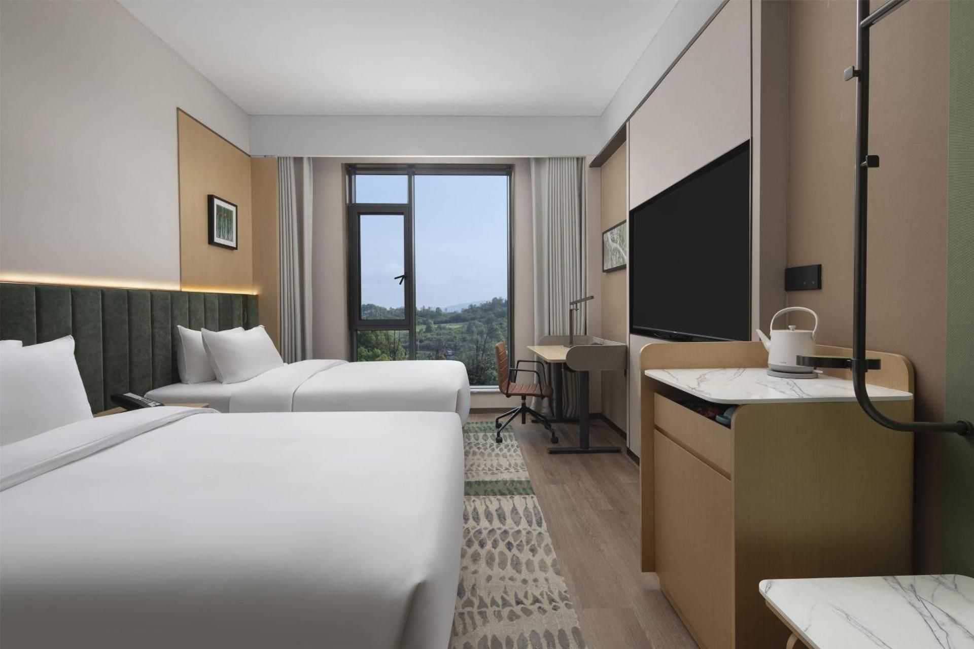 Hilton Garden Inn Zhangjiajie Tianmen Mountain Twin Room