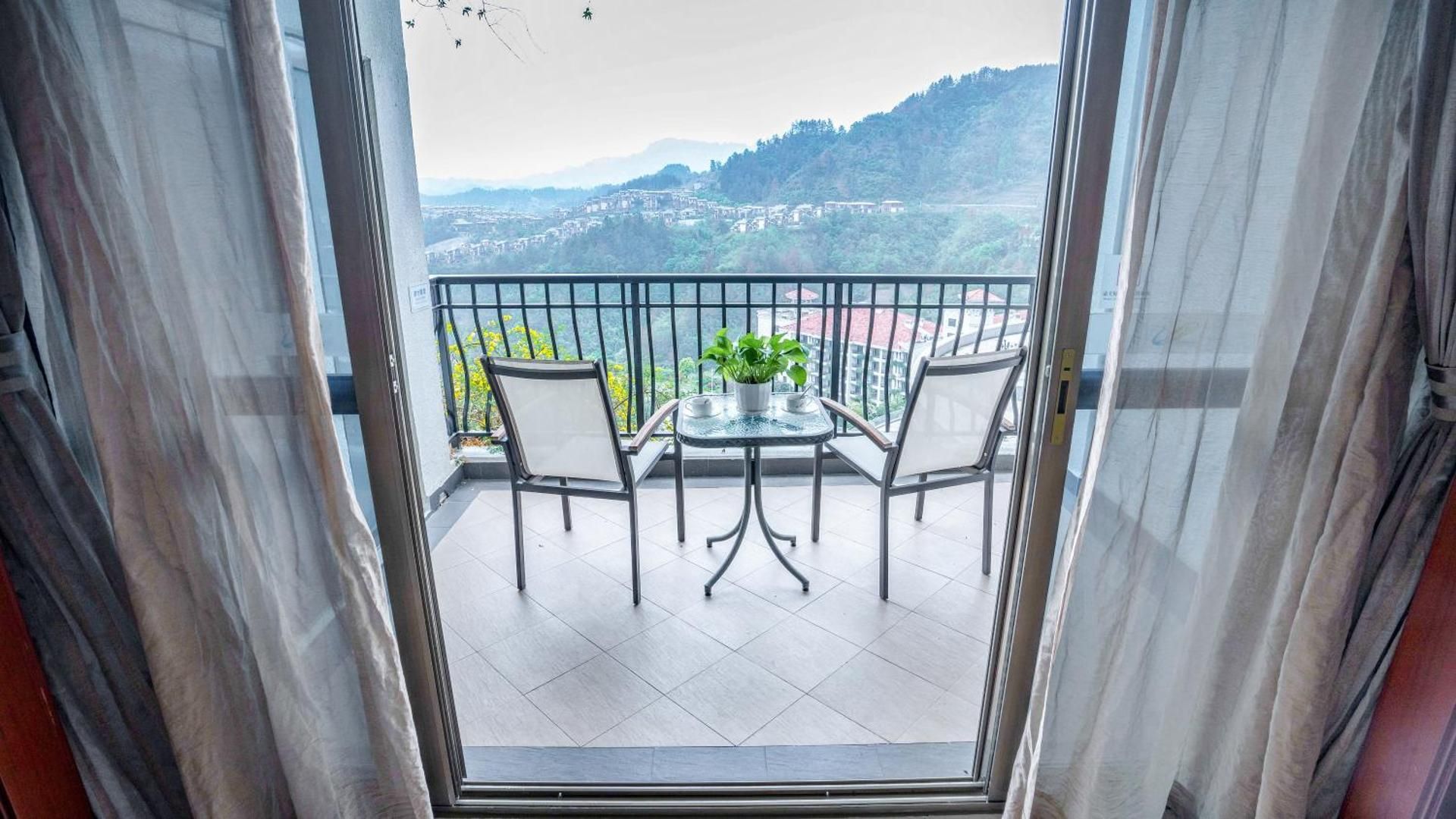 Standard Double Suite