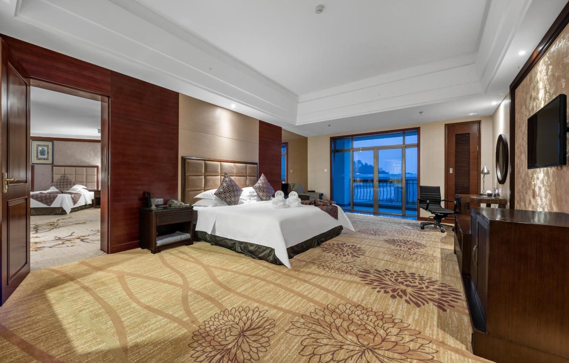 Family Suite with Balcony