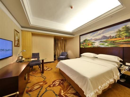 WH - Superior Bed Room