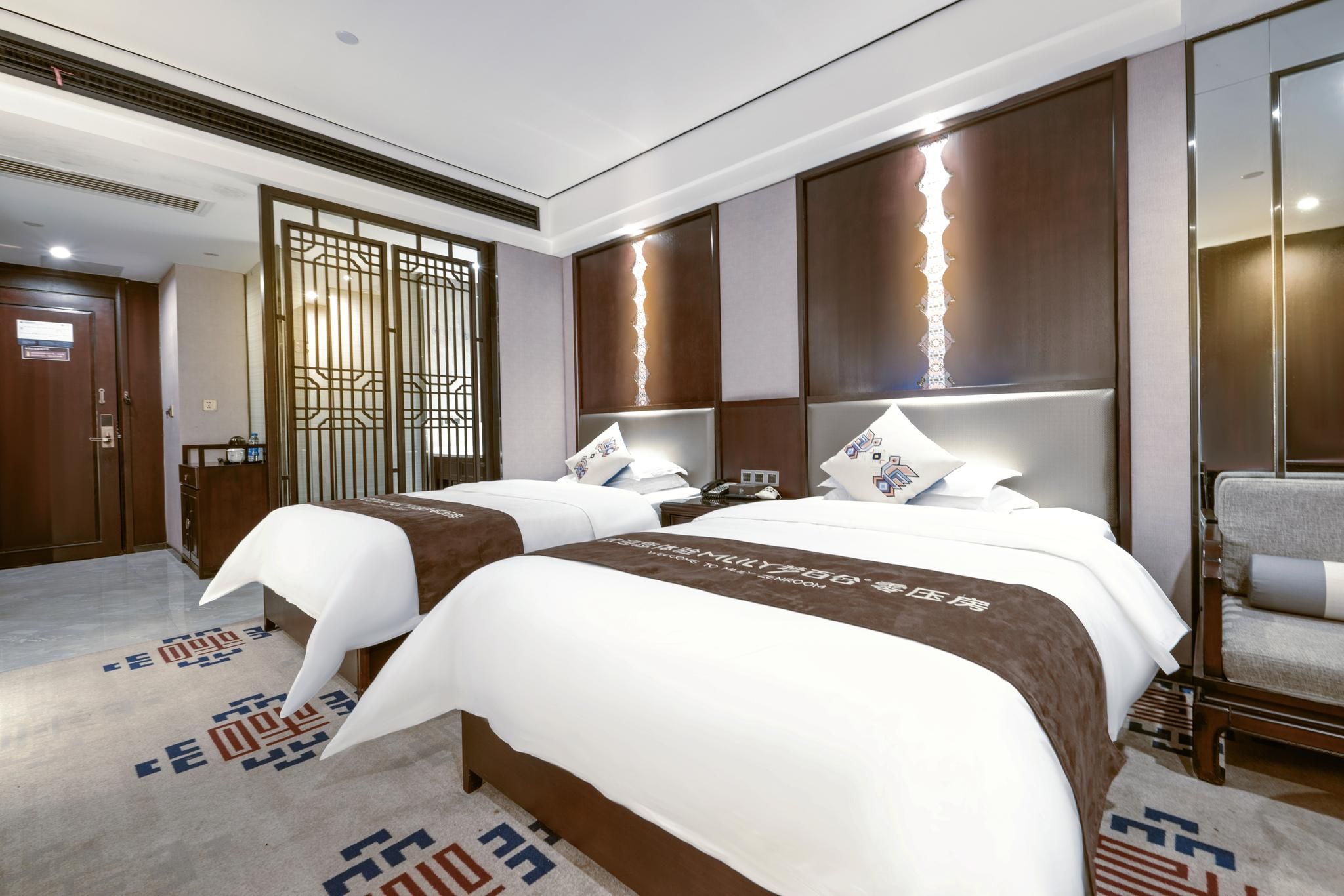 Zero Pressure Twin Room