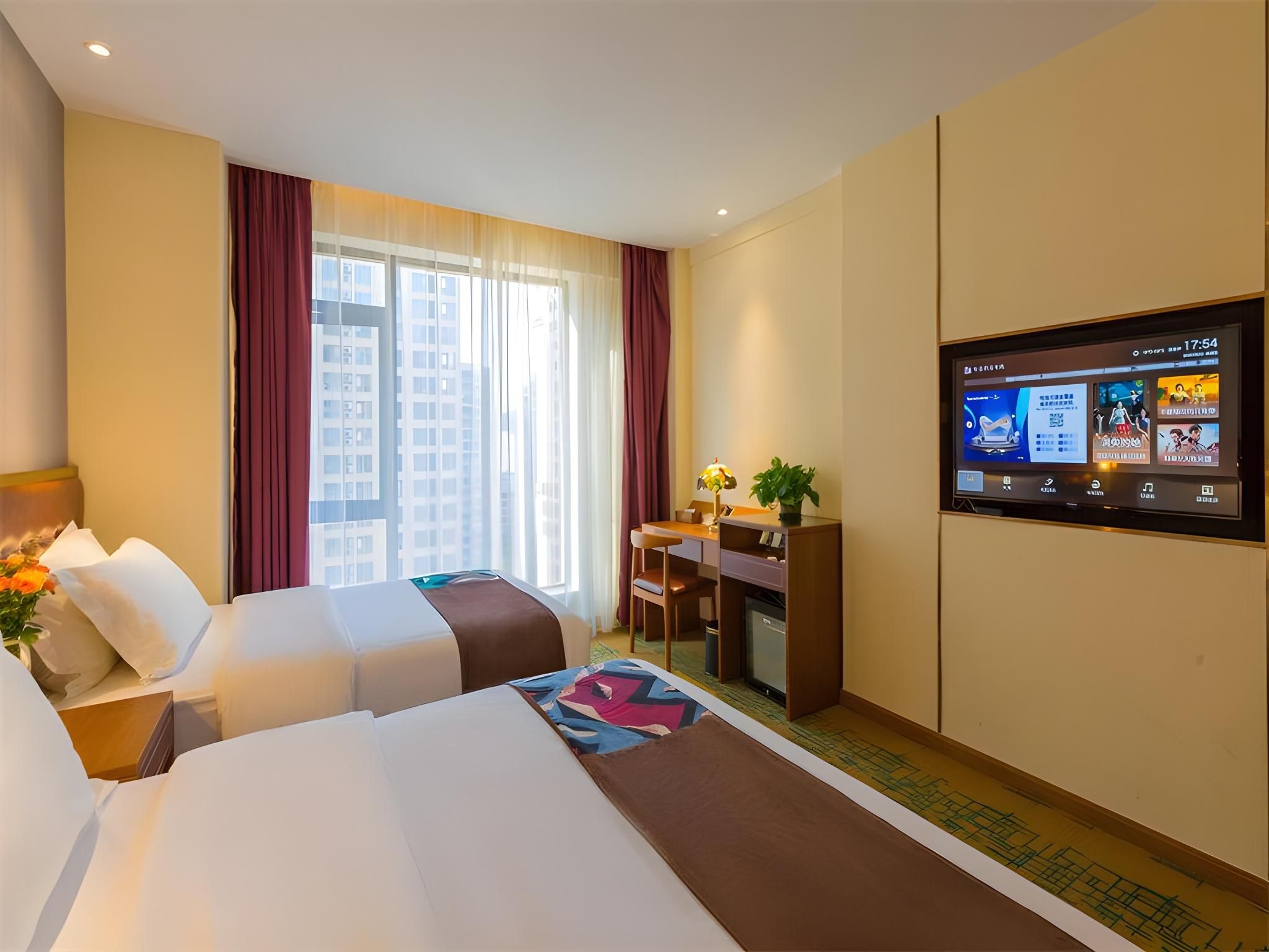 WH - Feifan Family Room