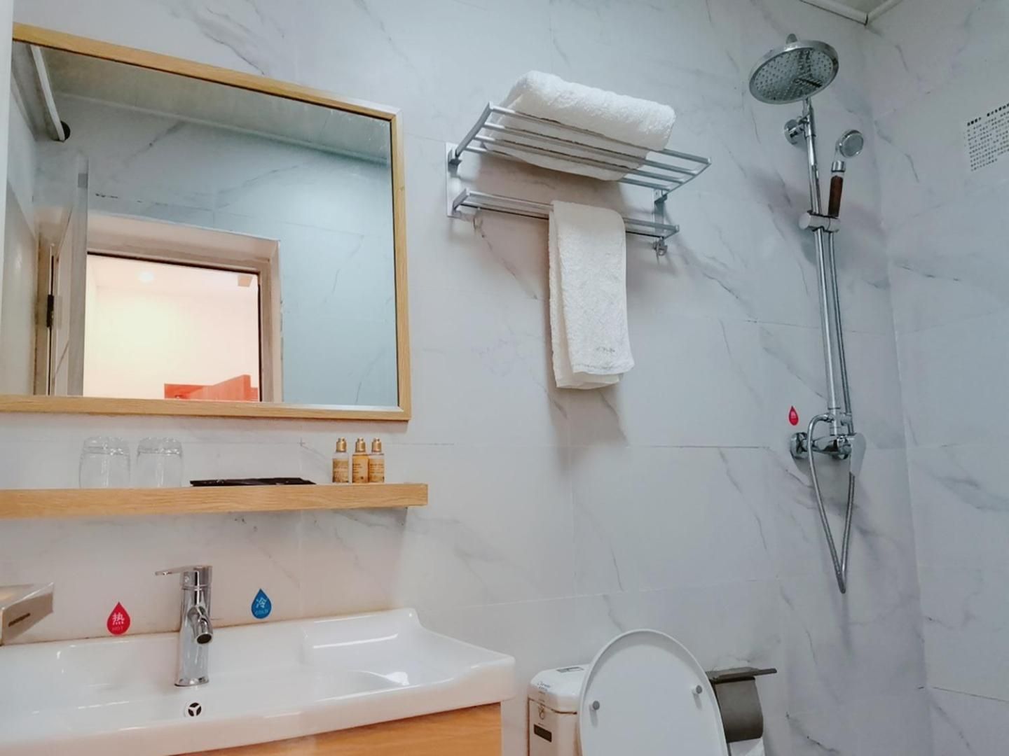 Single Room with Shower