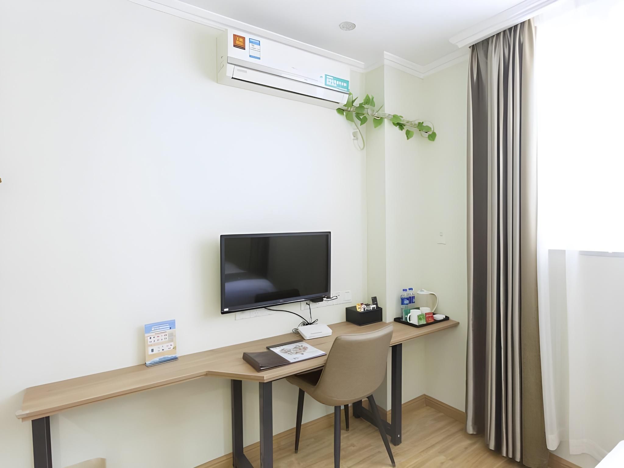 GTI - Special Rate, Feature 1 Bed