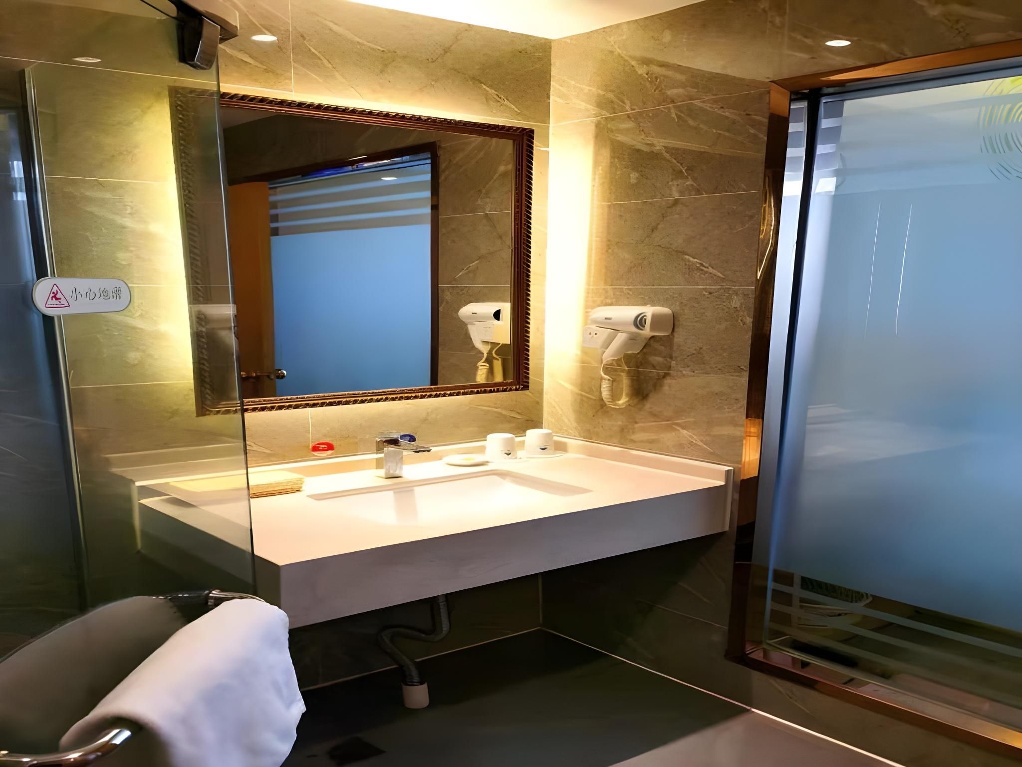 GTI - Superior 1 Bed, 2.0M Bed