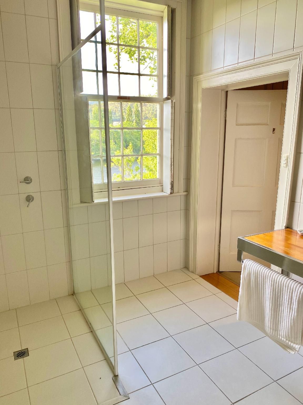 Queen Accessible Room