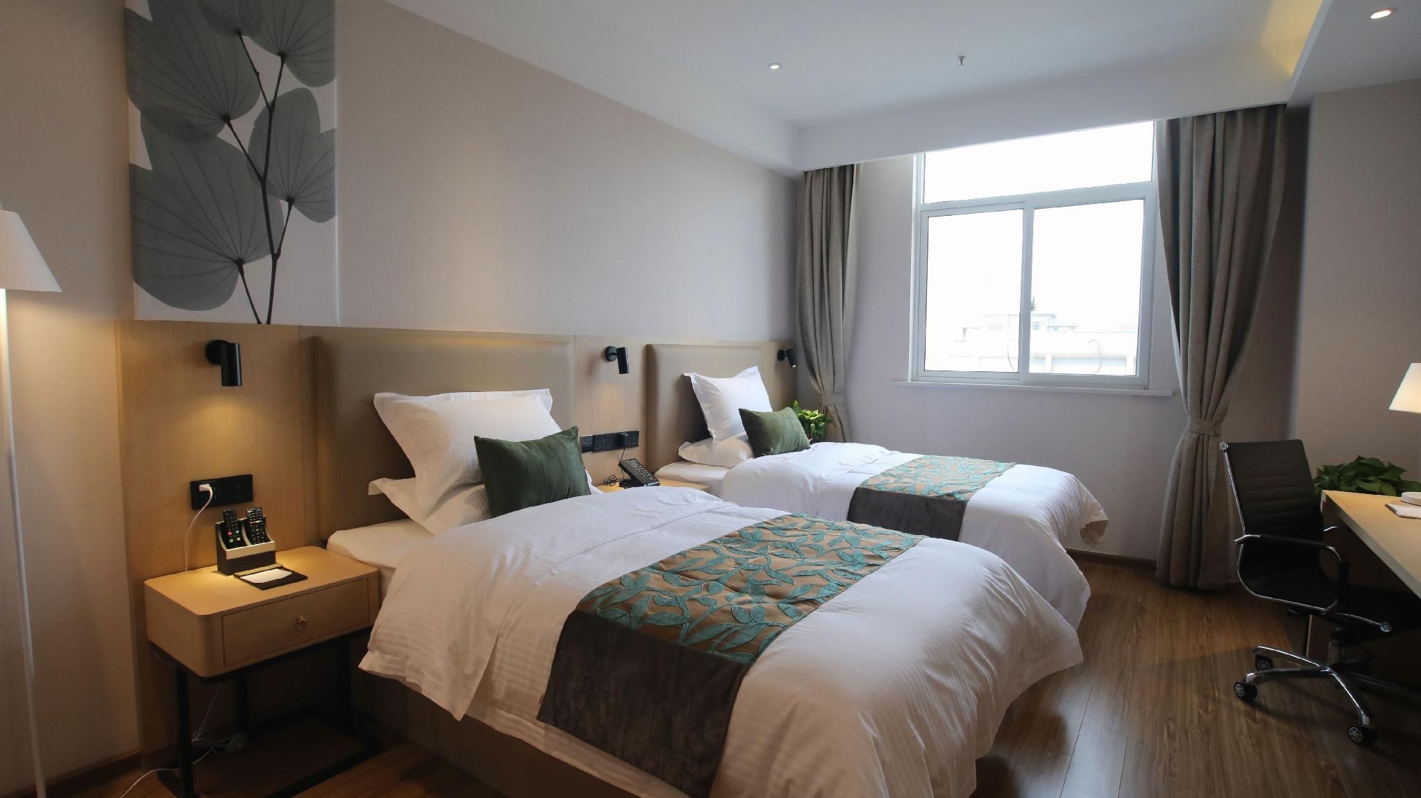 2 Bed Twin Superior Room