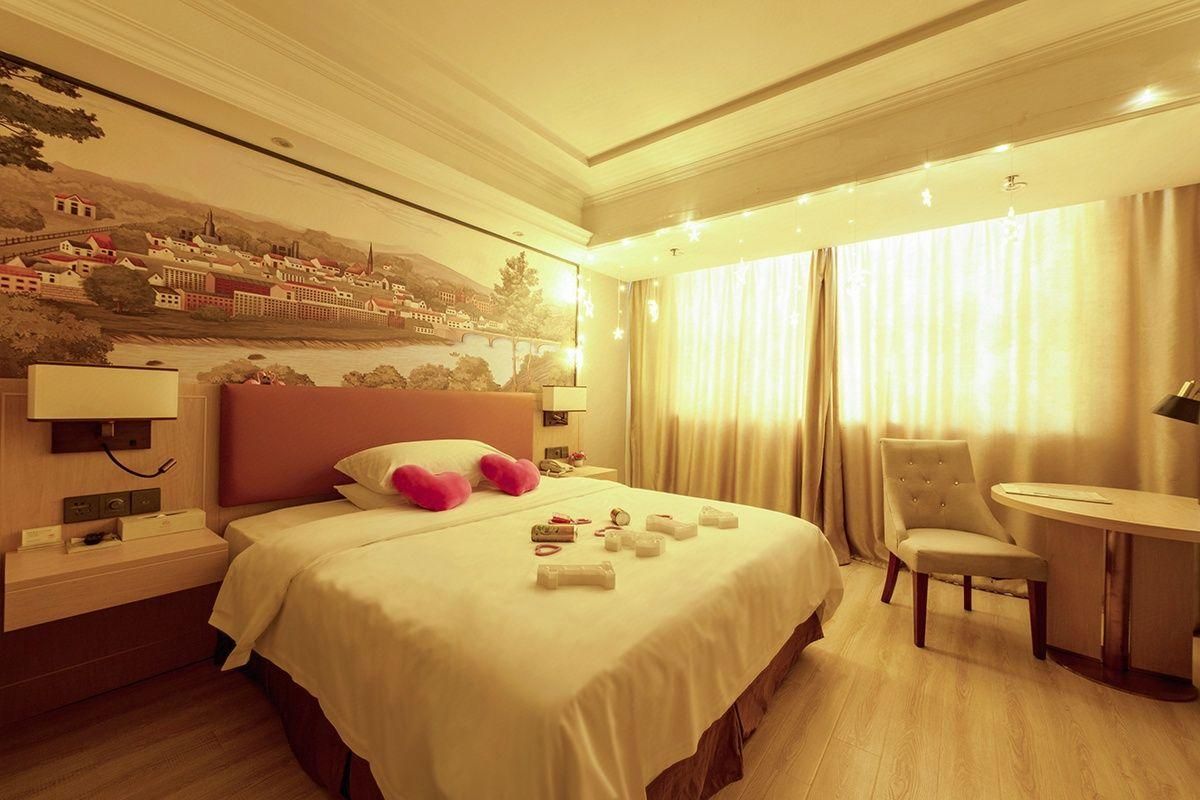 Romantic Double Room