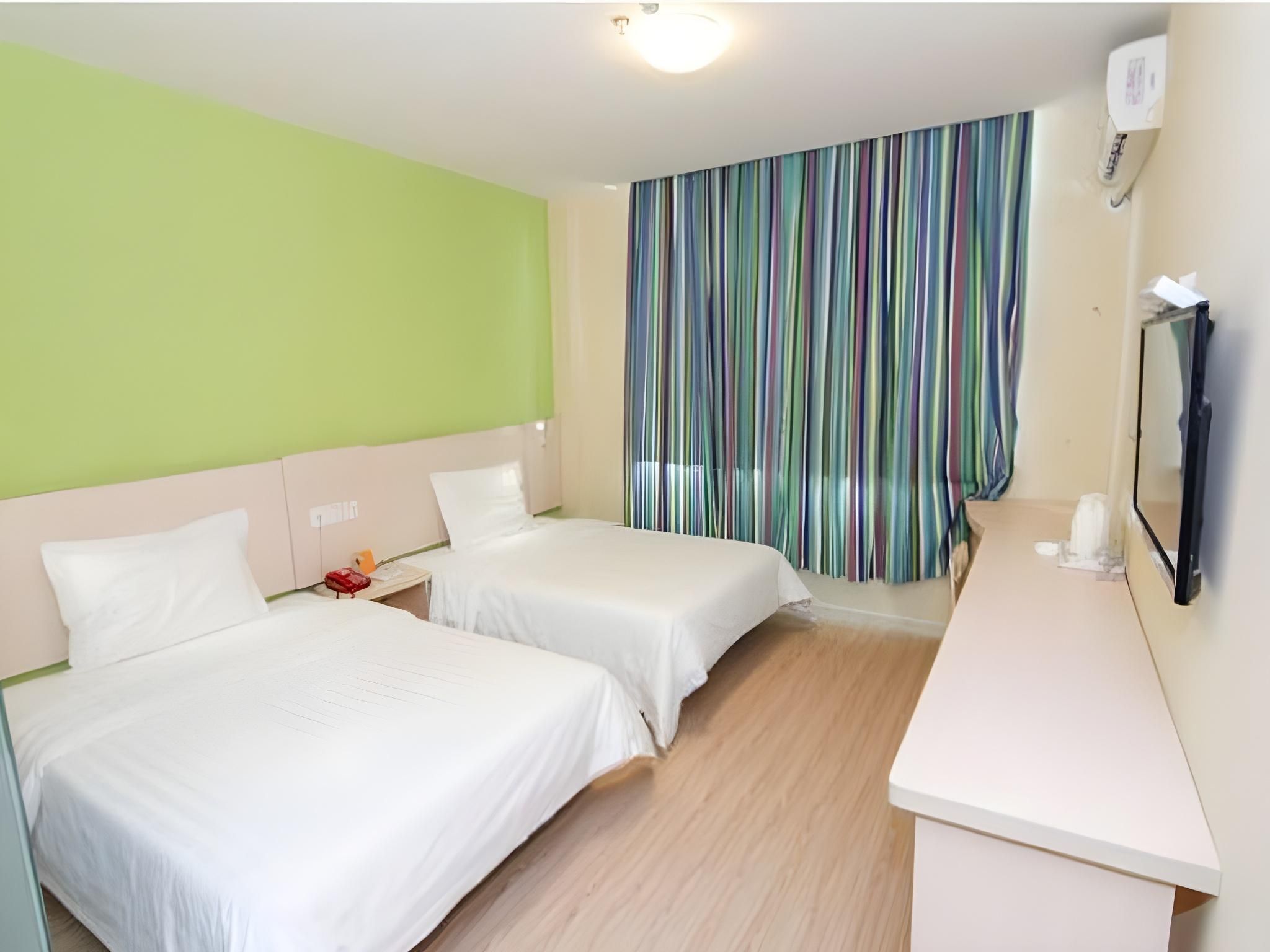 Corporate Twin, Guest room, 2 Twin/Single Bed(s), City view