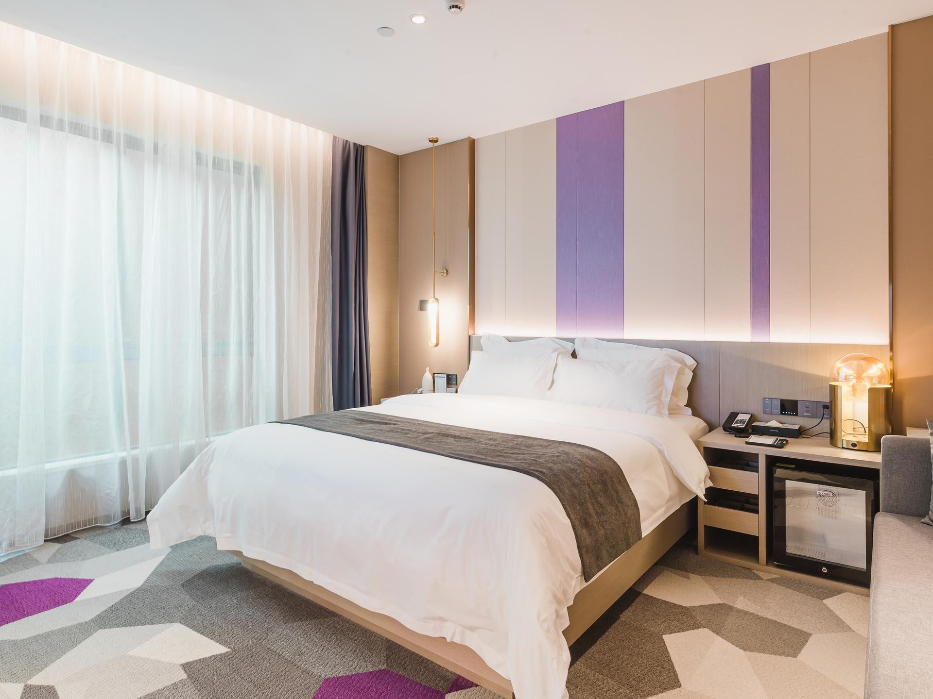 Queen Room with View