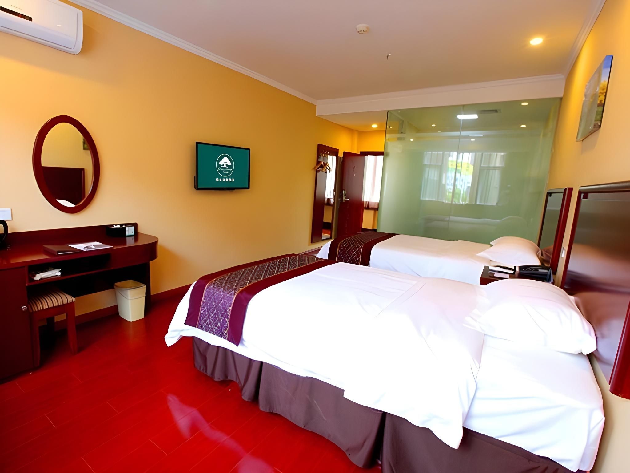 2 Bed Twin Superior Room