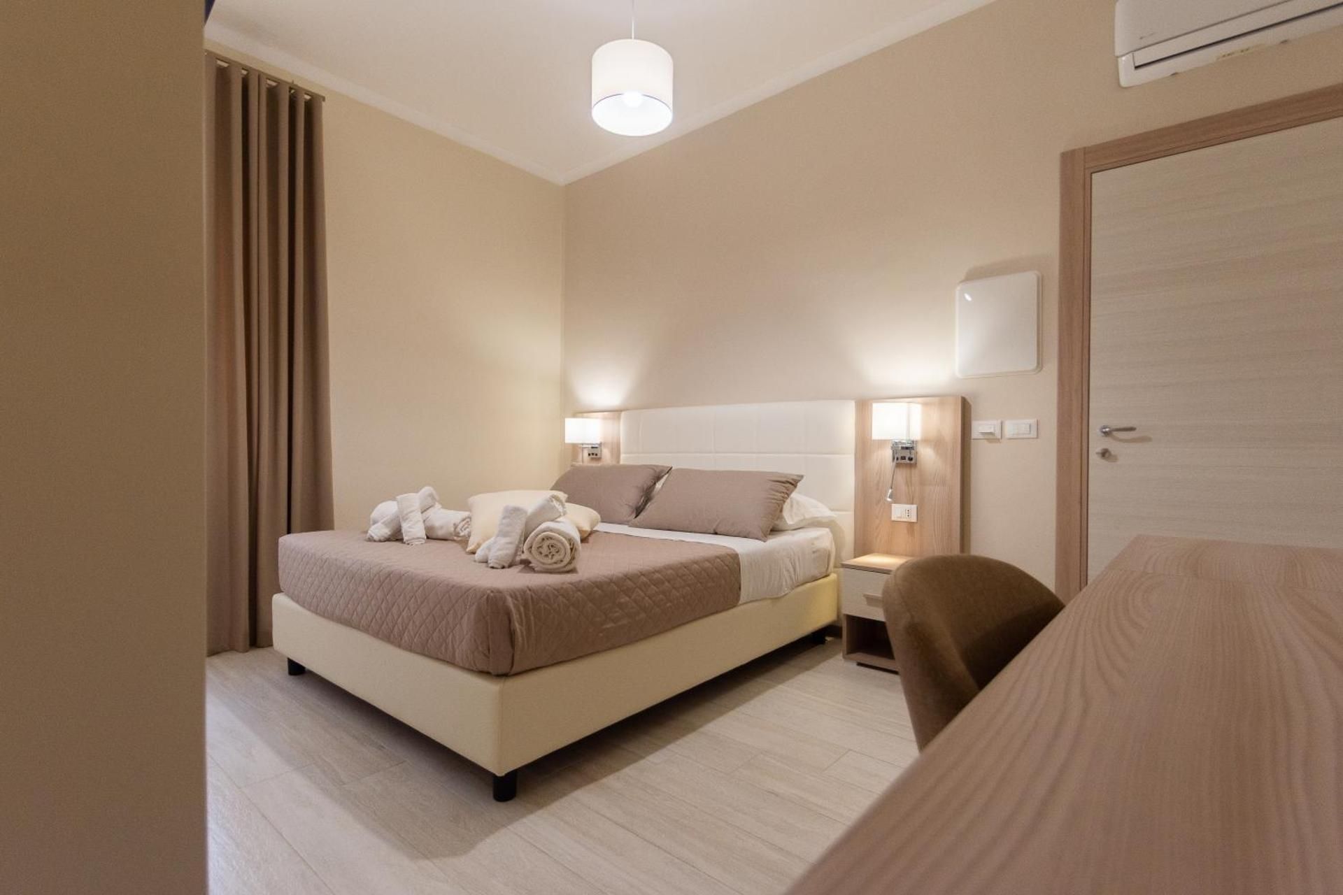 Double or Twin Room with Private Bathroom