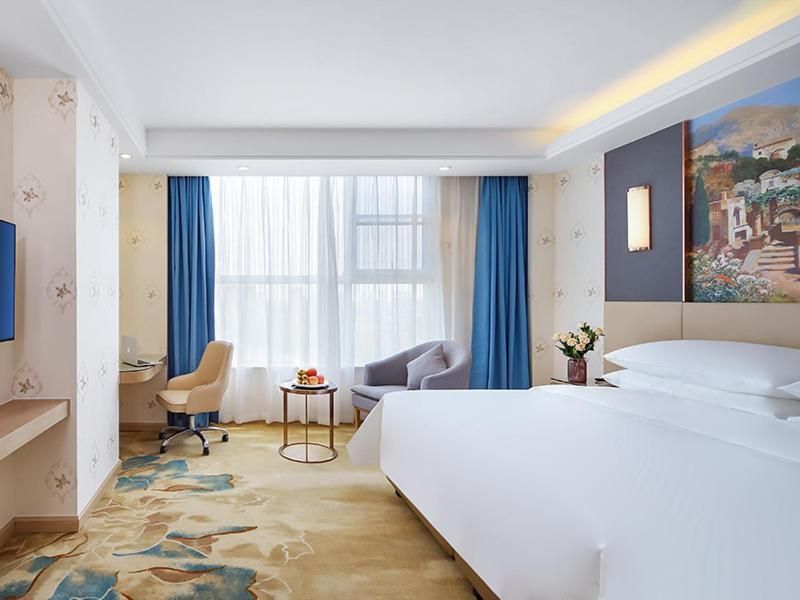 Executive King Room