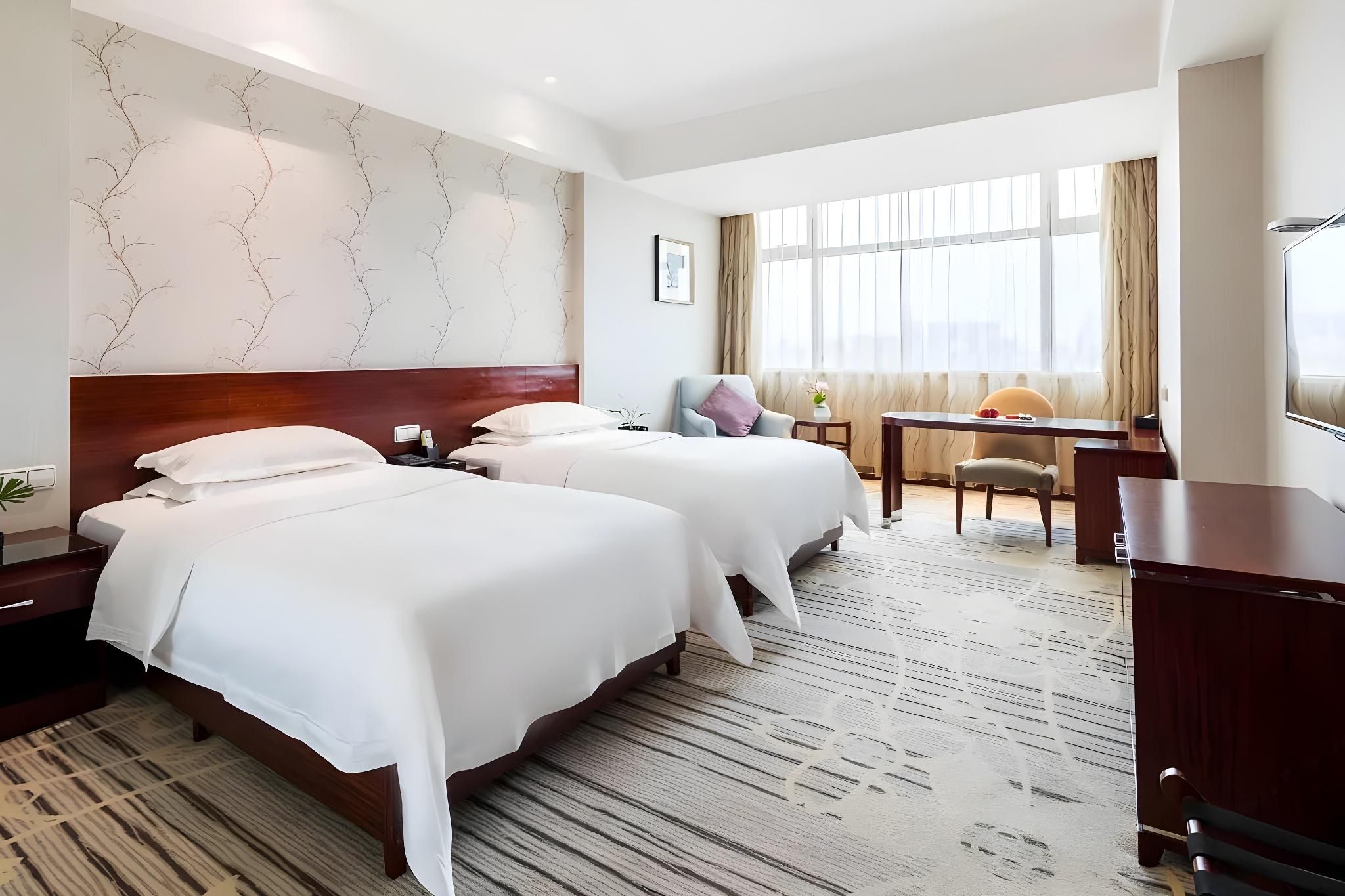 2 Bed Twin Superior Room