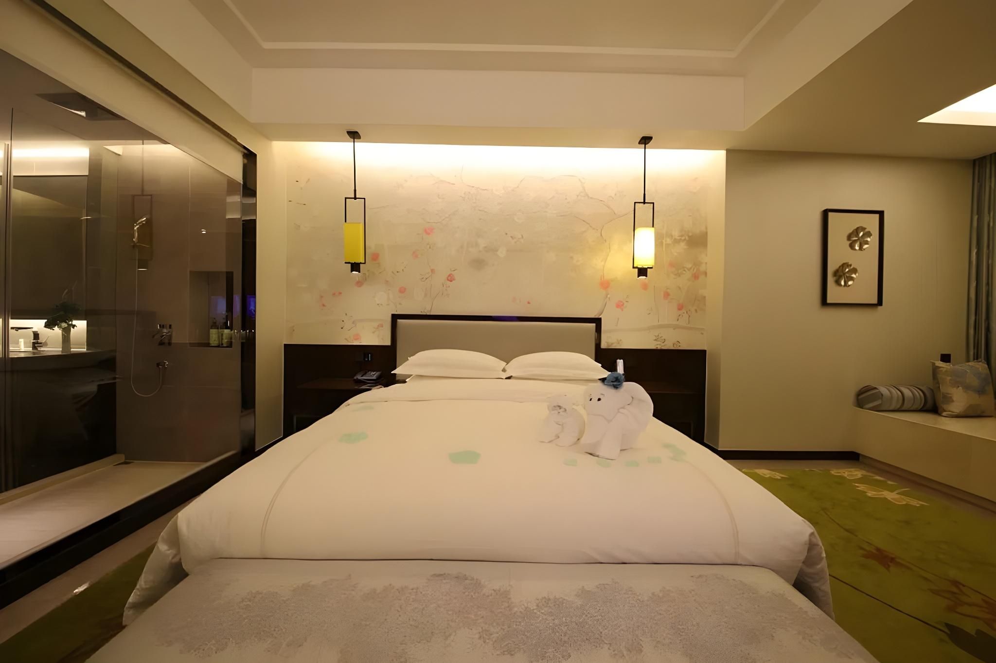 Tatami Queen Room