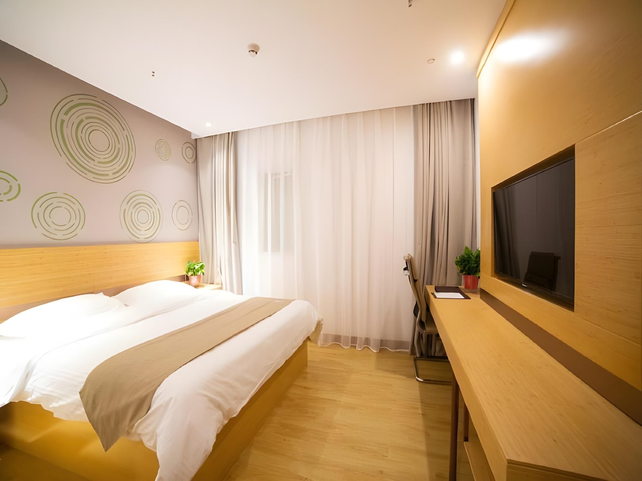 GreenTree Inn ZhenJiang Jurong City Tianwang Town Tianzheng Square GTI - 1 Bed Guest Room, Inner Window
