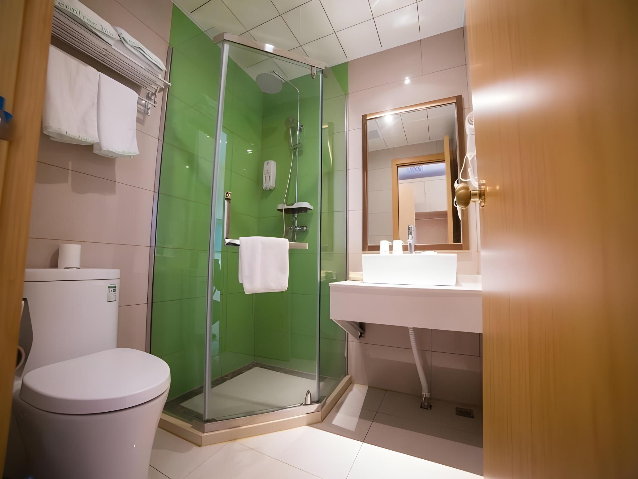 GreenTree Inn ZhenJiang Jurong City Tianwang Town Tianzheng Square GTI - 1 Bed Guest Room, Inner Window 2