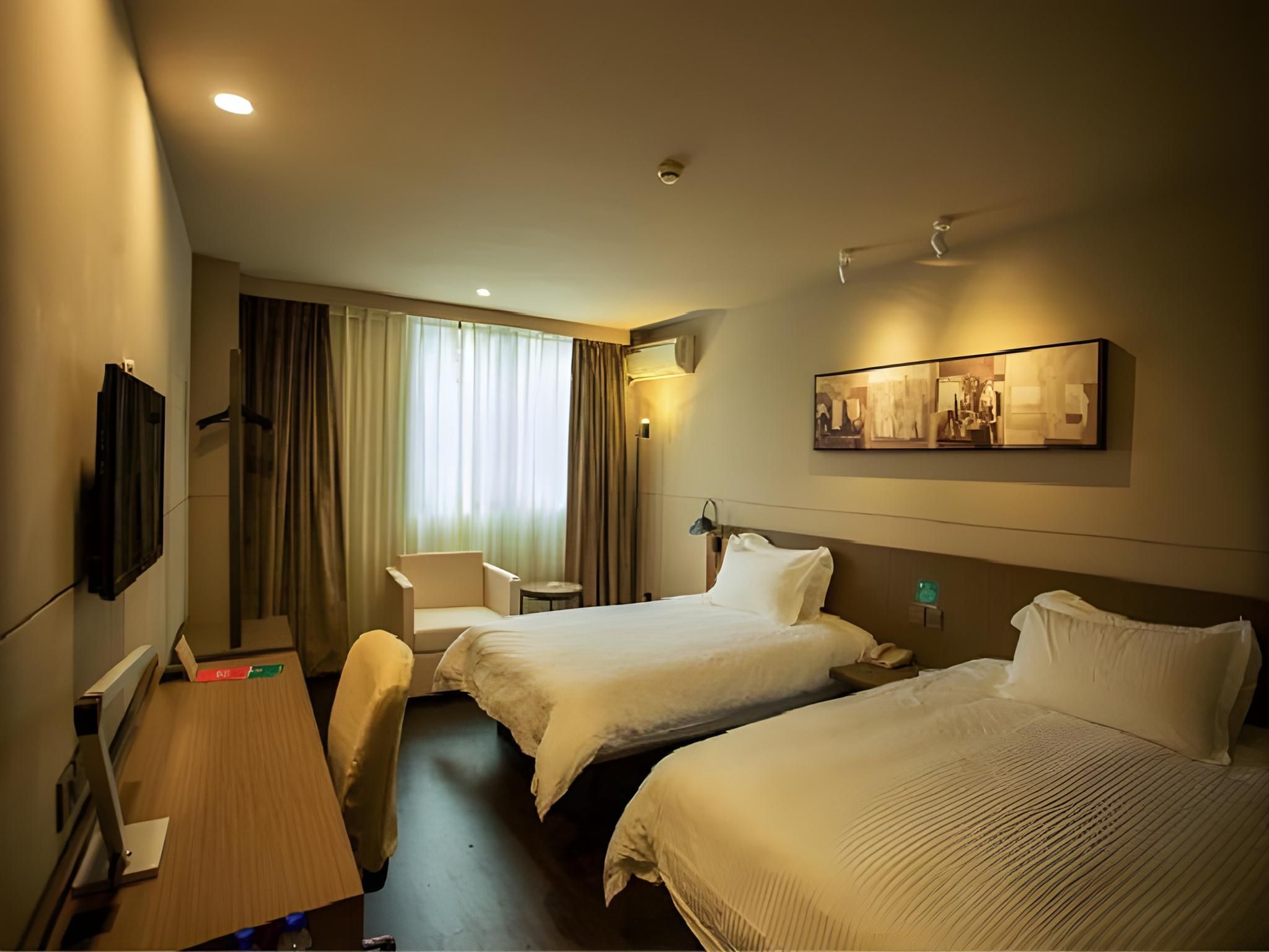 Business Standard Room A