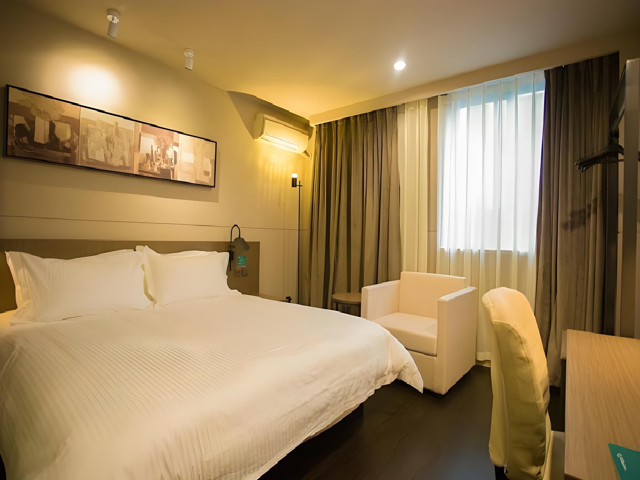 Select Business Room B