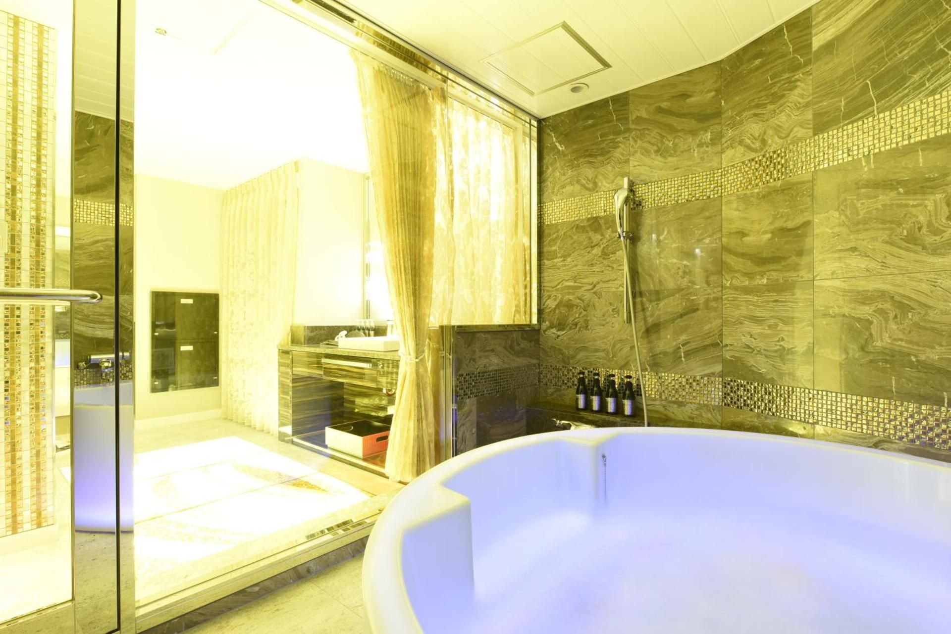 King Suite