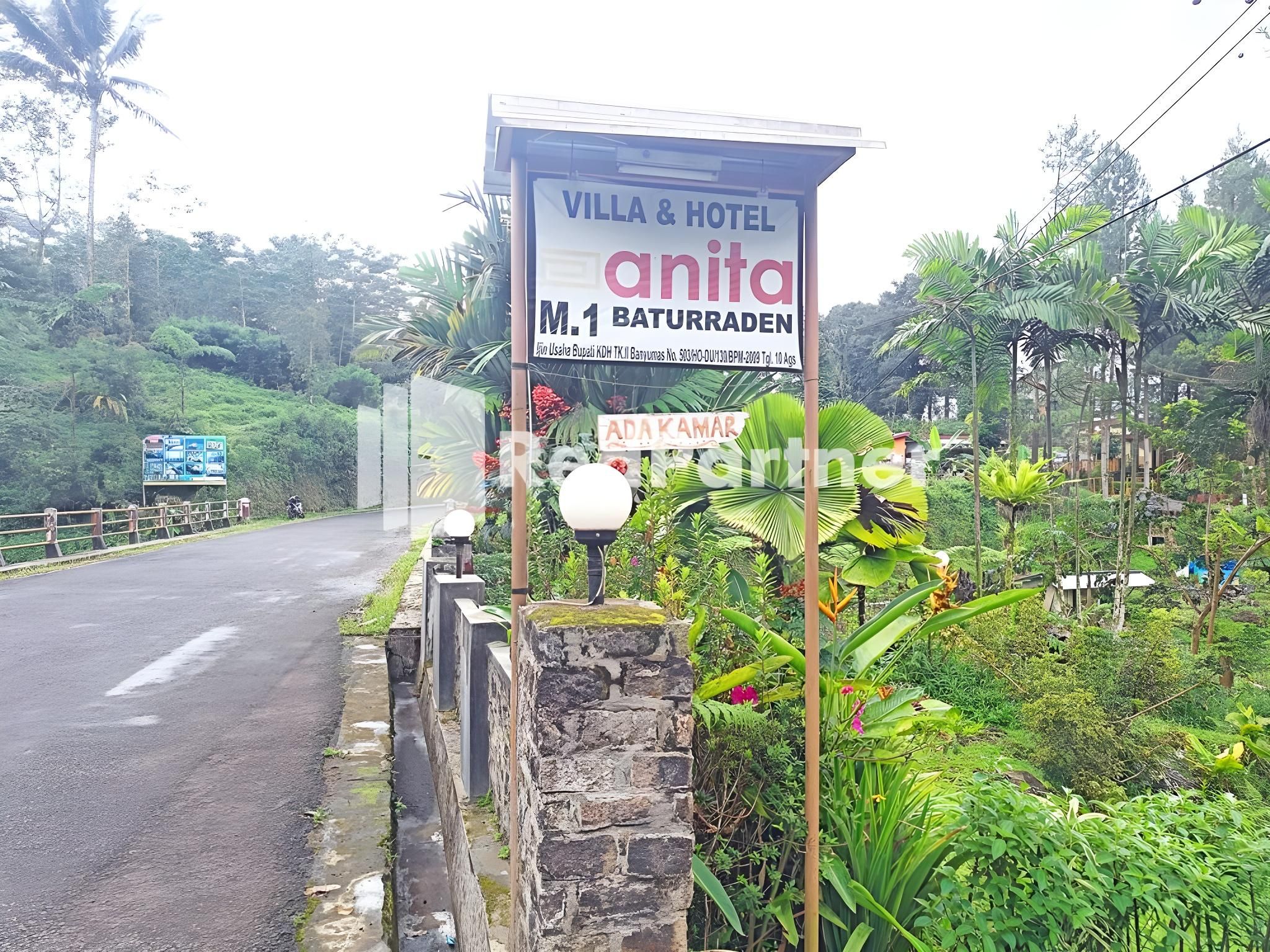 Hotel Anita Baturaden Mitra RedDoorz