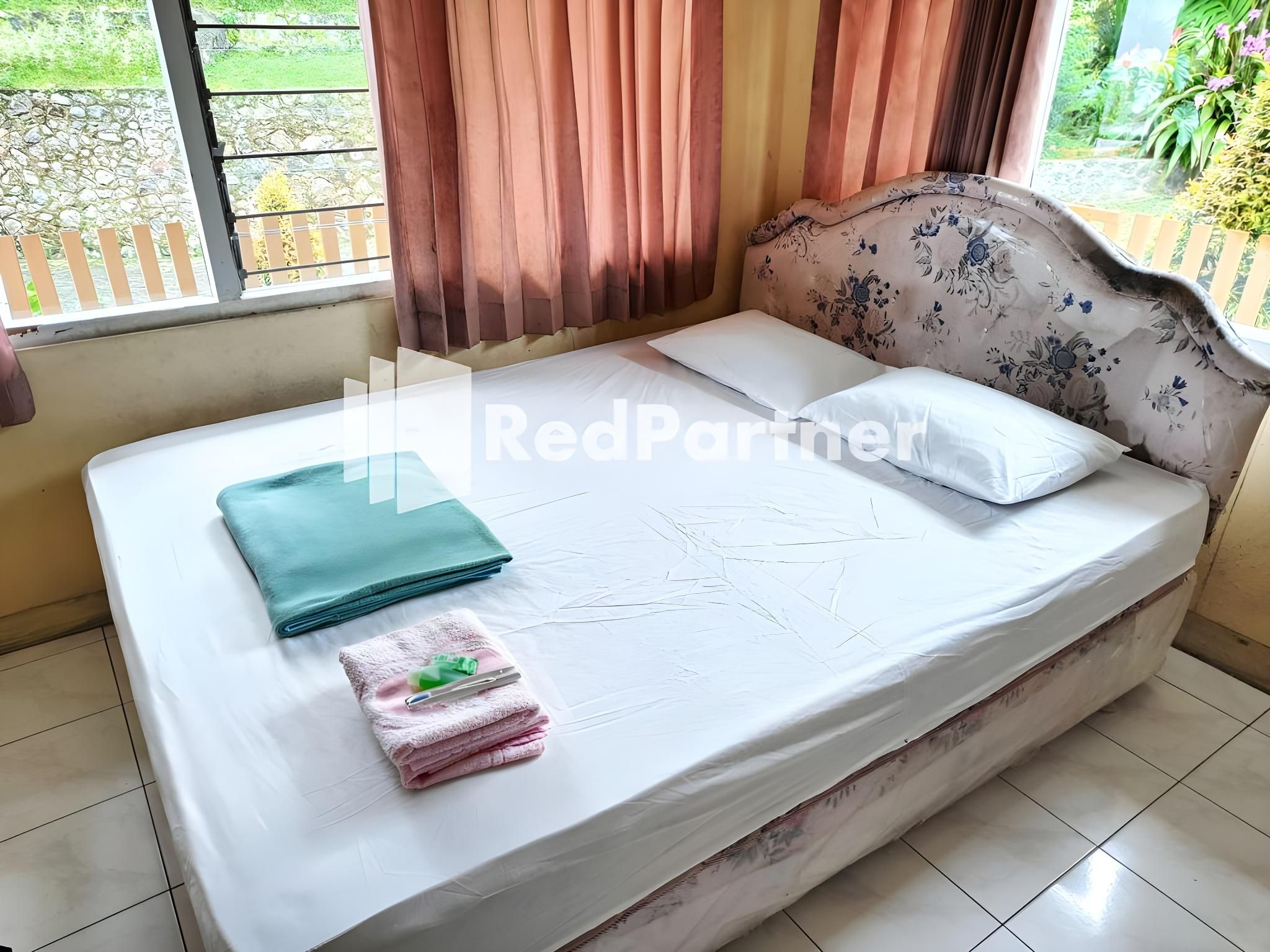 Hotel Anita Baturaden Mitra RedDoorz