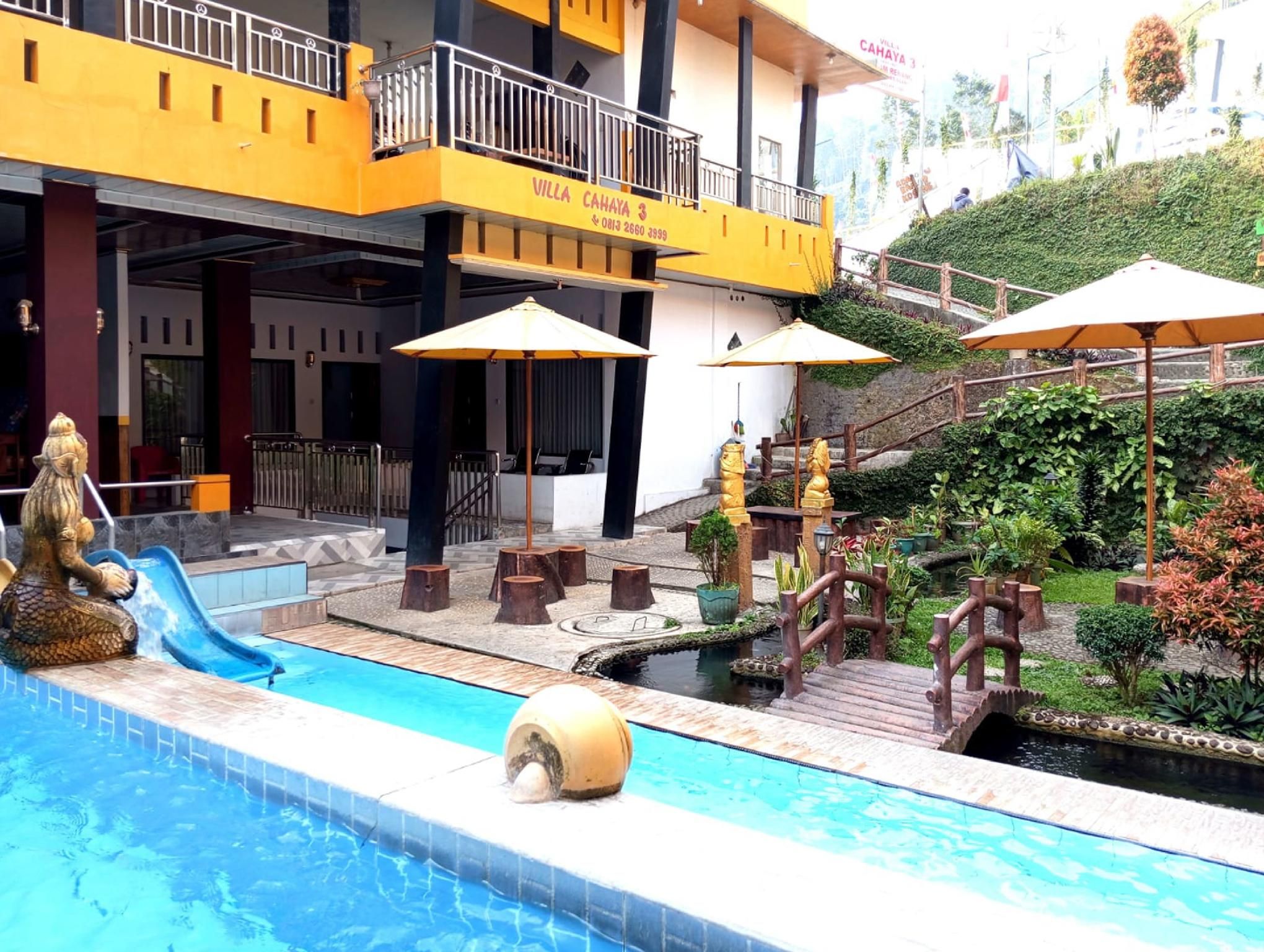 Villa Cahaya 3 Guci Mitra RedDoorz