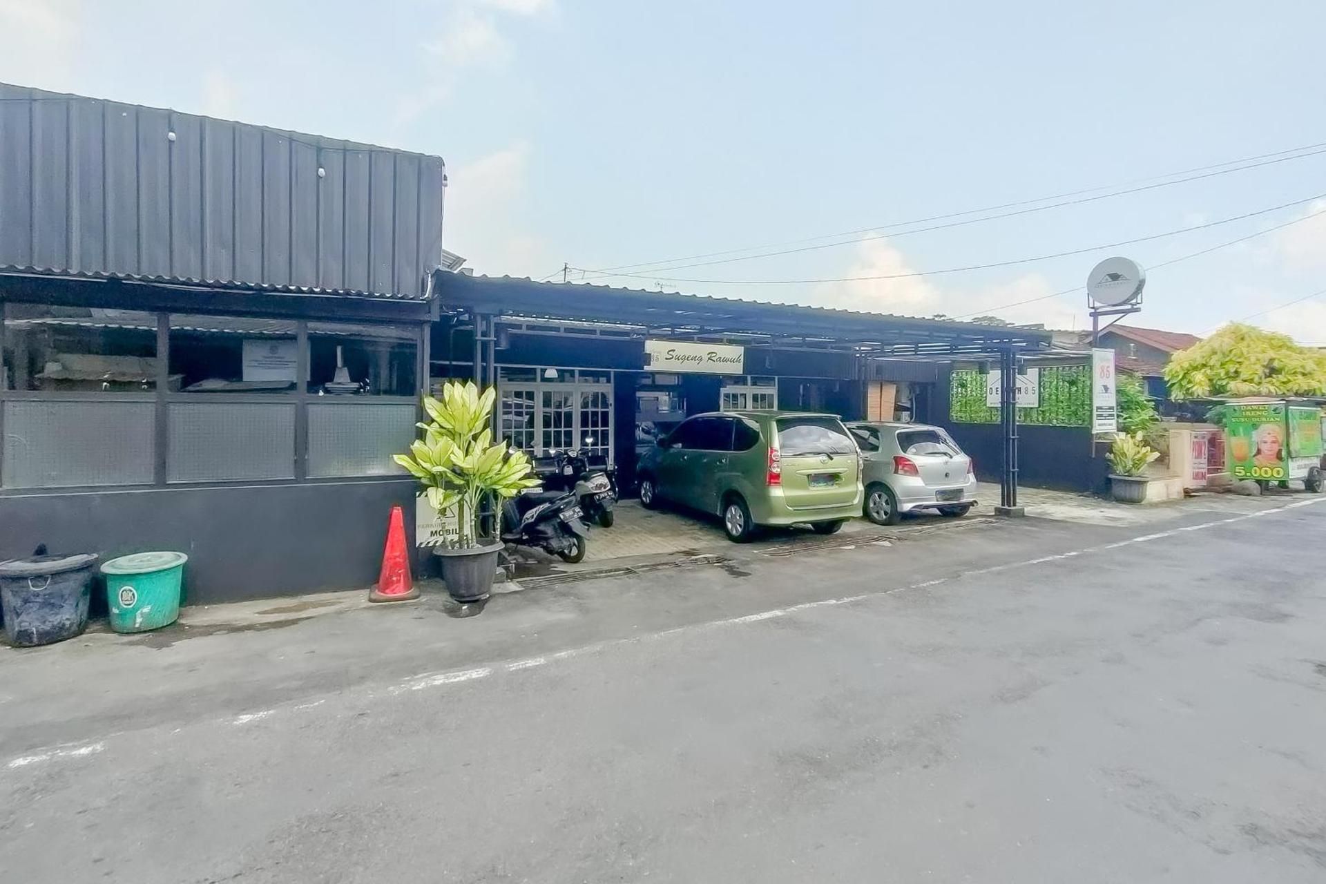 Oemah 85 Syariah