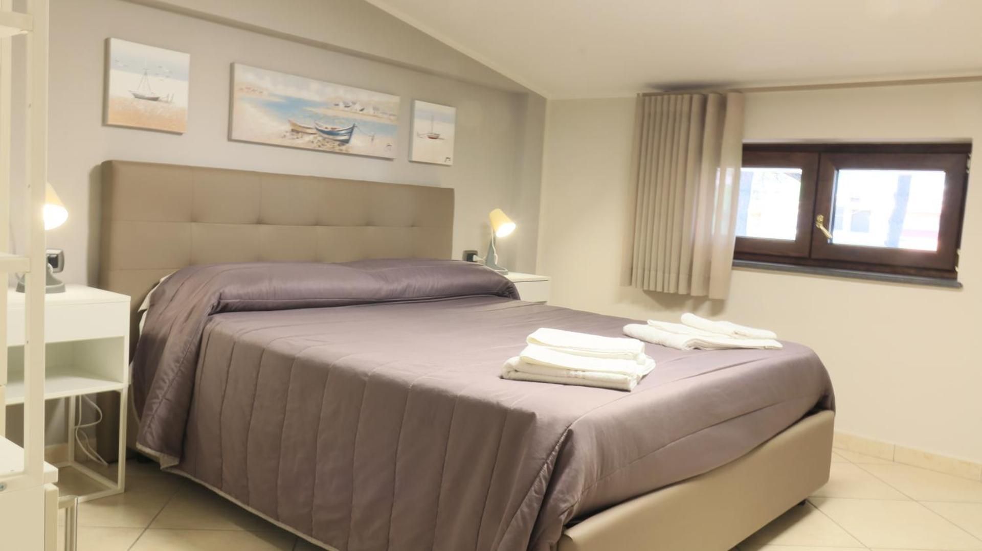 Double Room with Mountain View