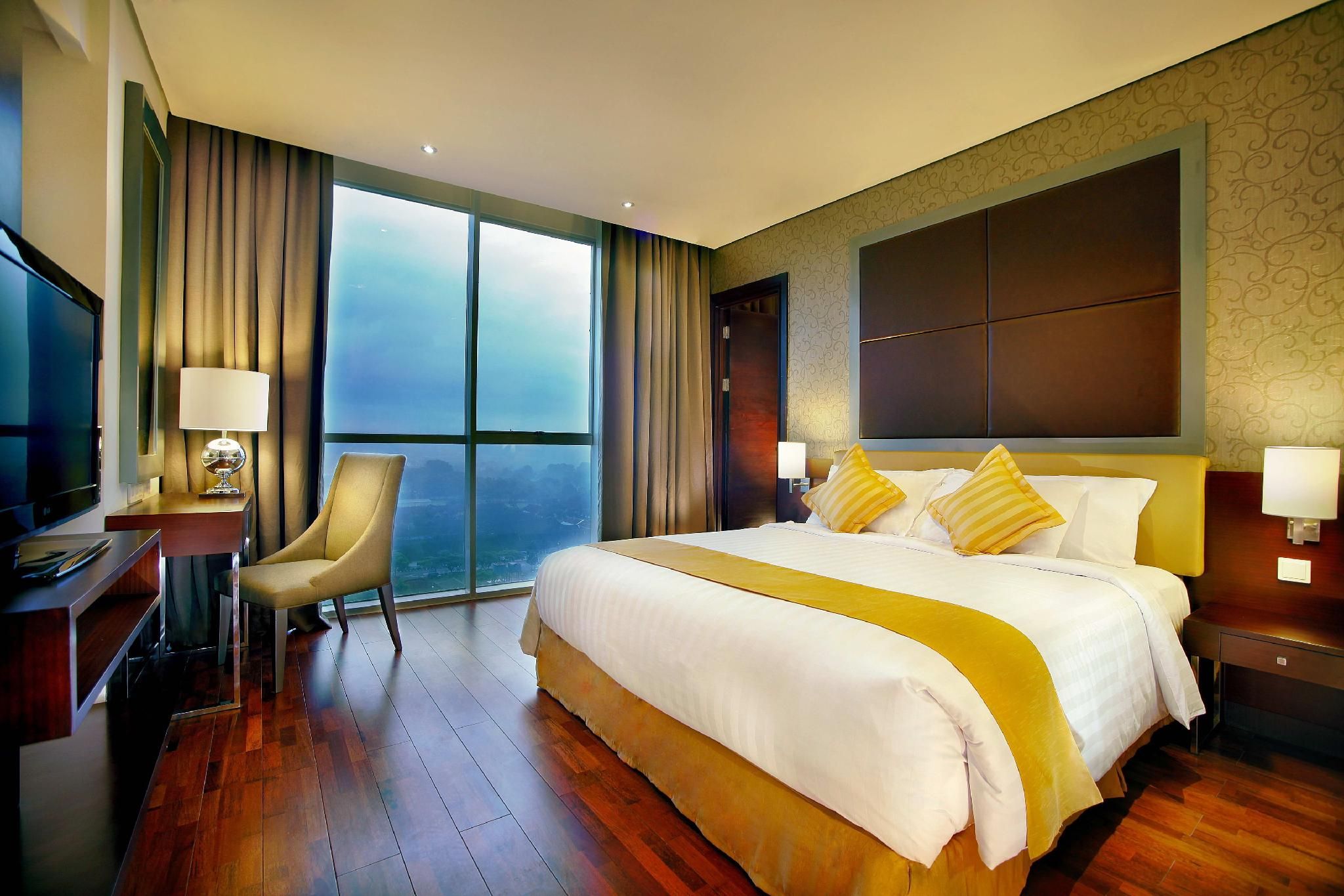 ASTON Purwokerto Hotel & Convention Center Junior Suite 2