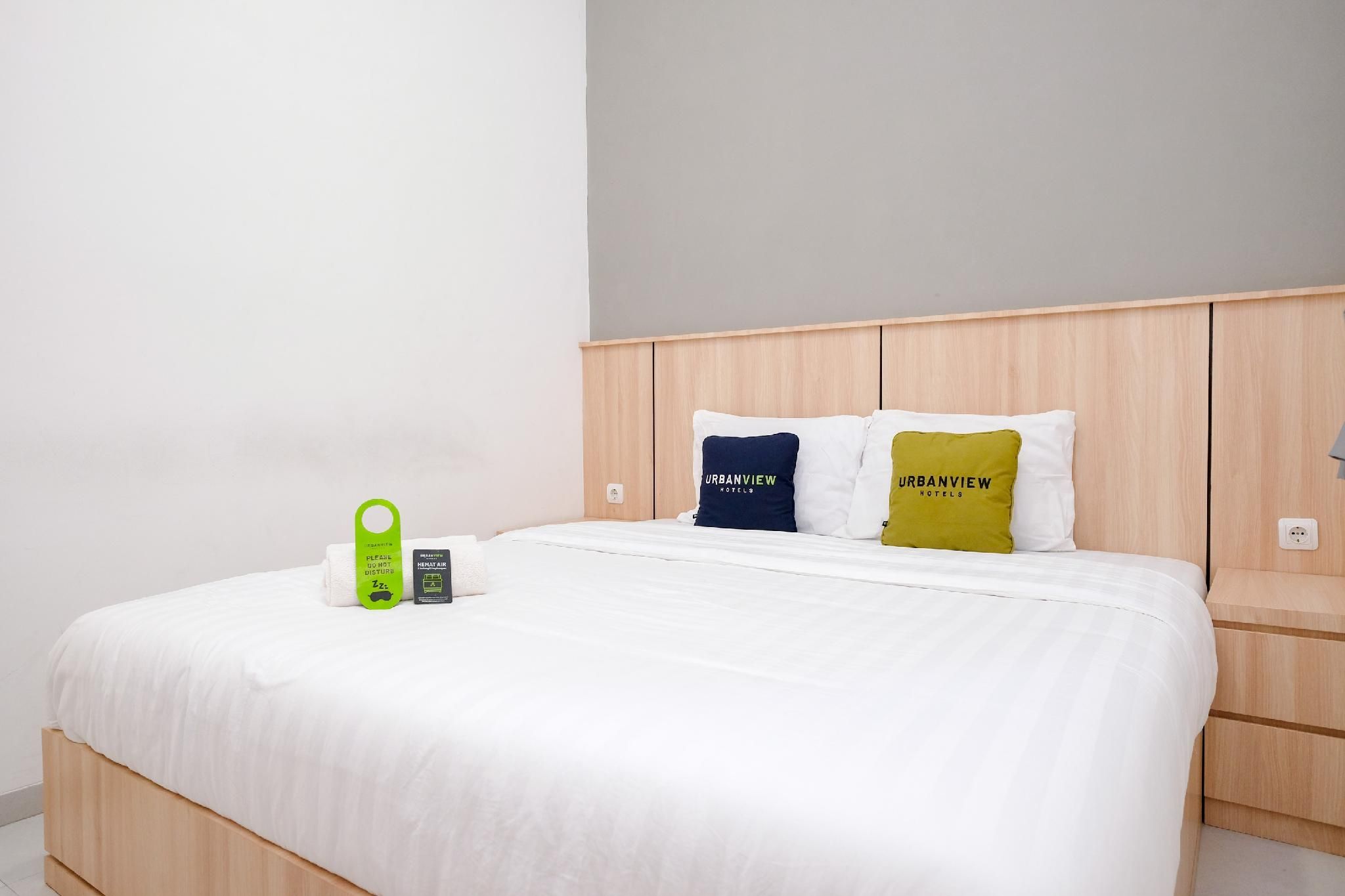 Urbanview Hotel Subali Purwokerto Superior Room 2