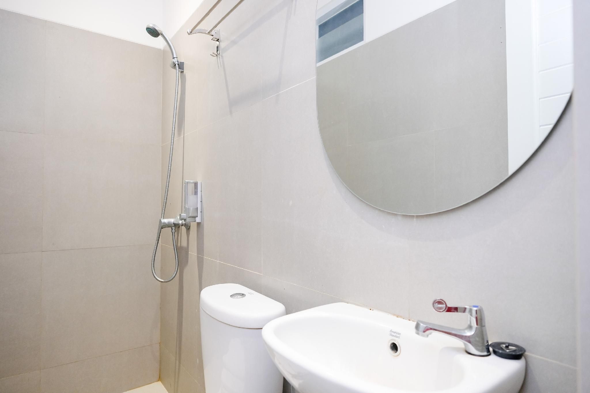 Urbanview Hotel Subali Purwokerto Single Room 3