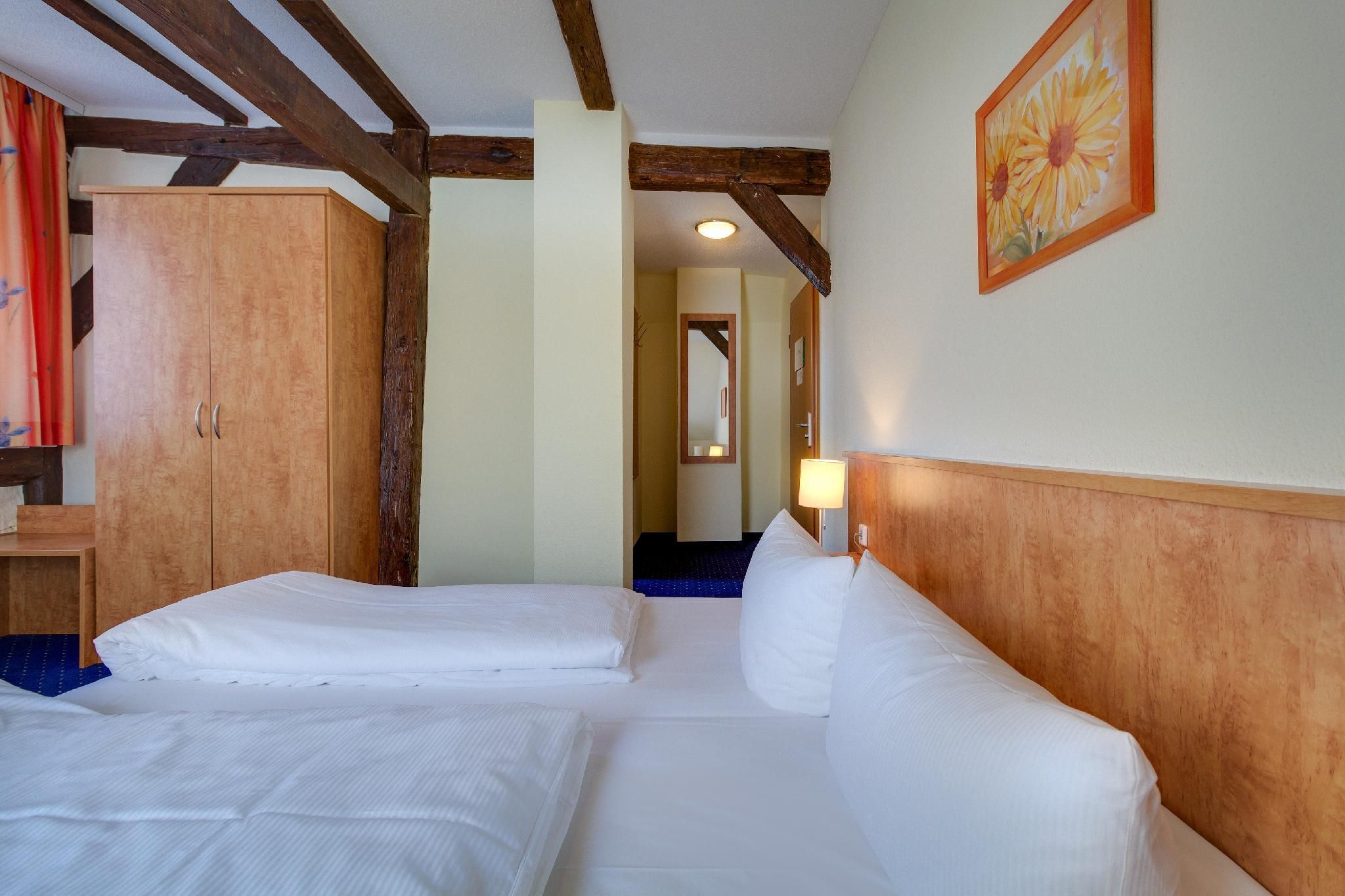 Annex Single Room