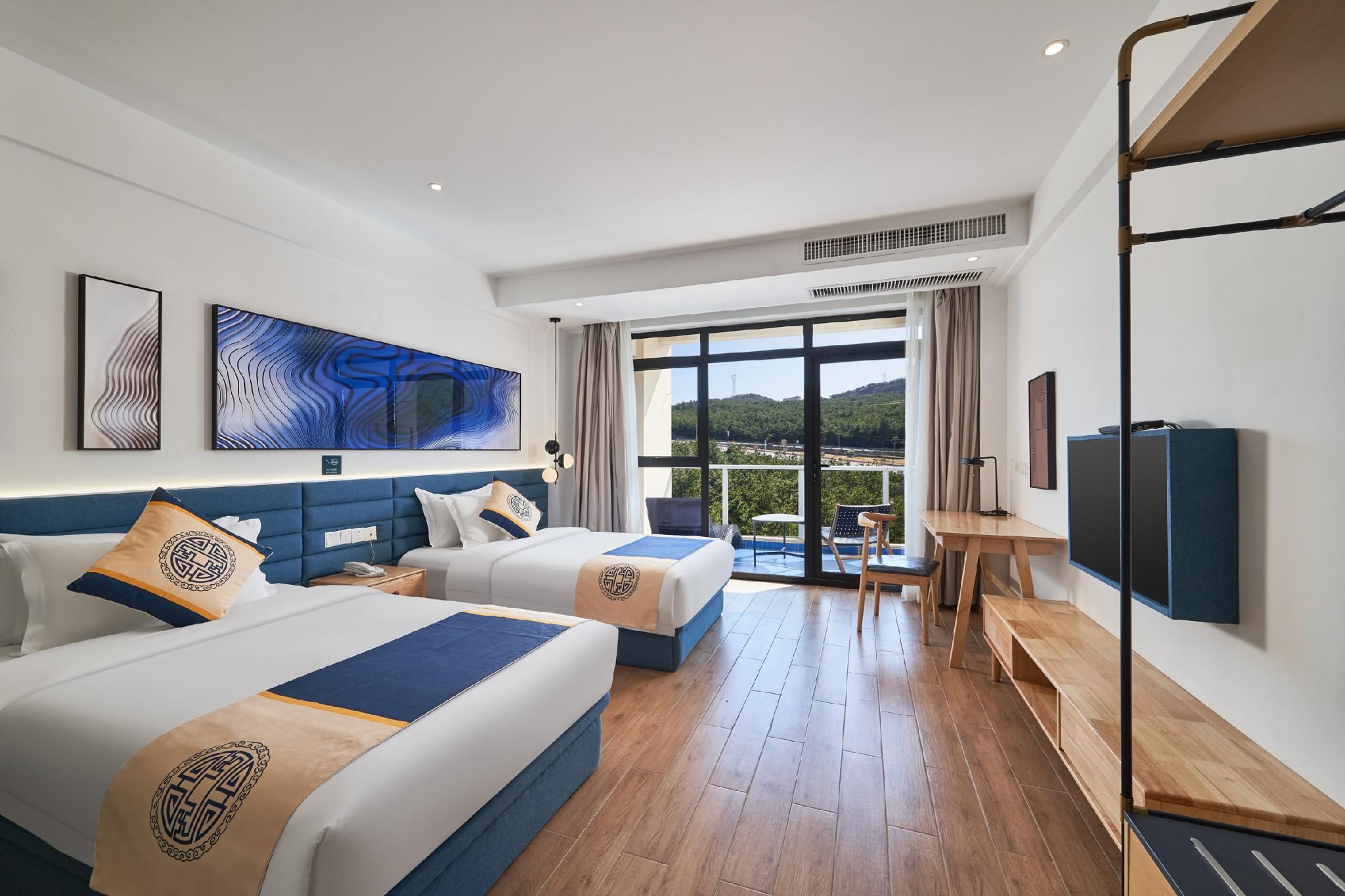 Landscape Twin Room