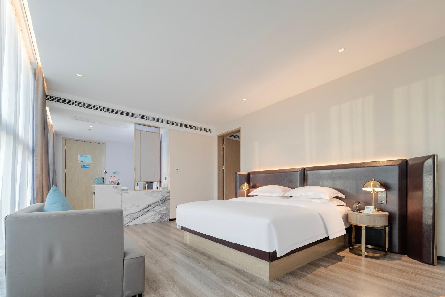 Dossen - Zhineng Executive Suite