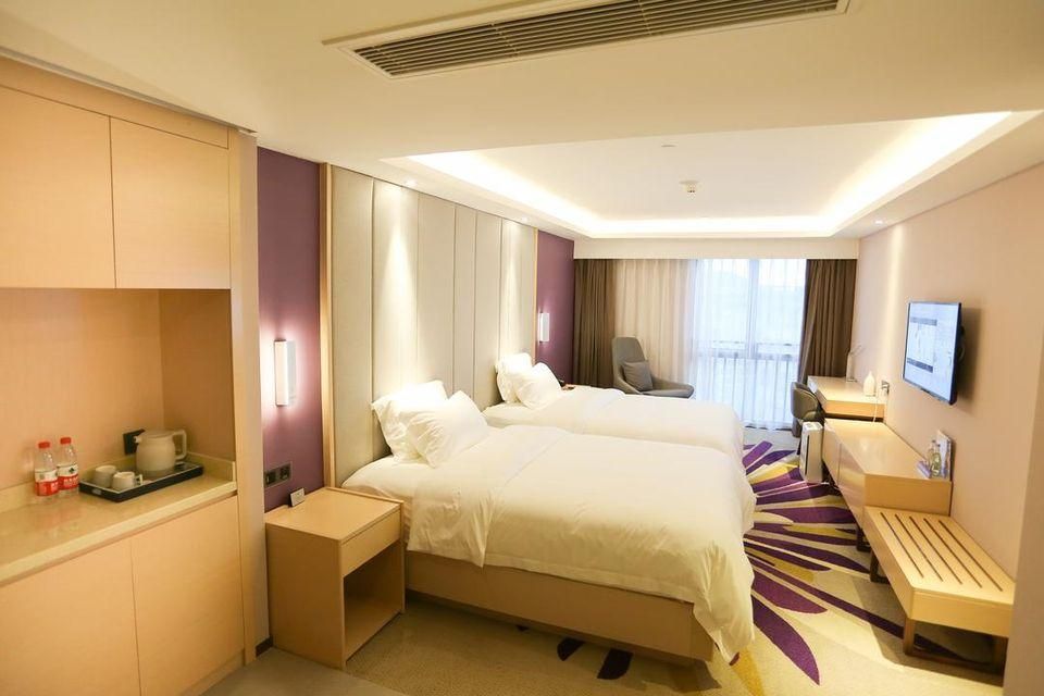 Twin Deluxe Room