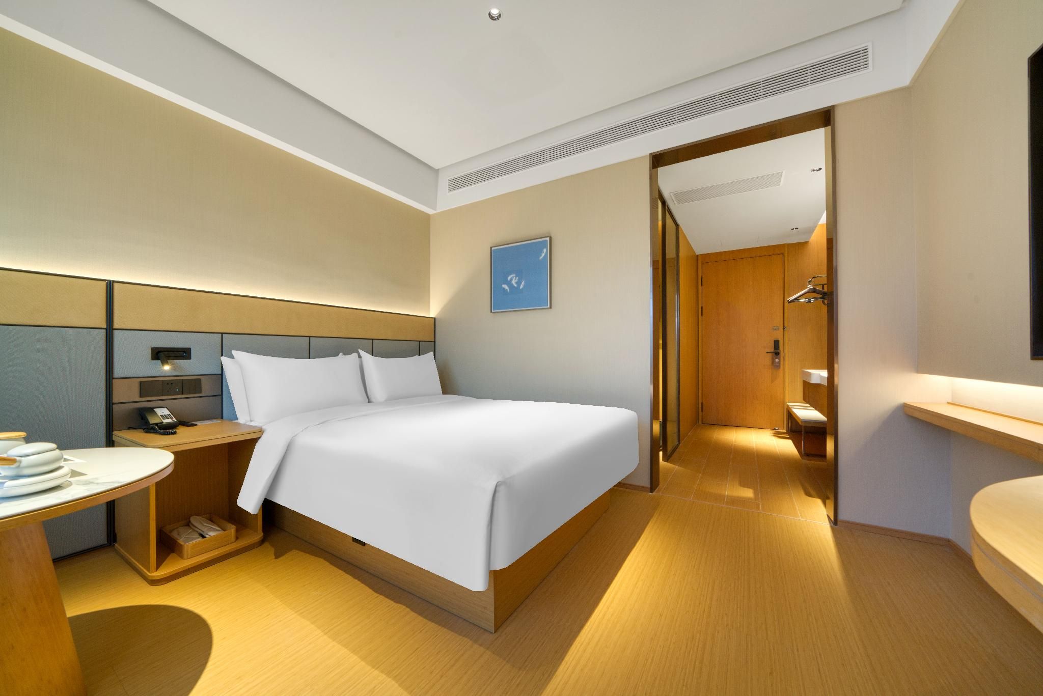 Huazhu - Deluxe Bed Room