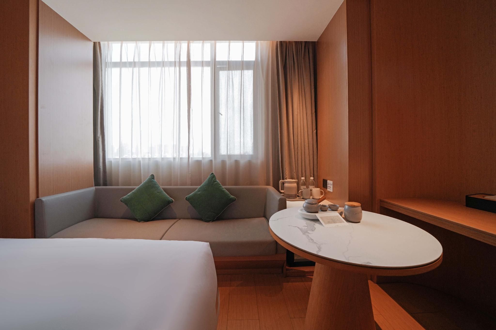 Twin Business Room