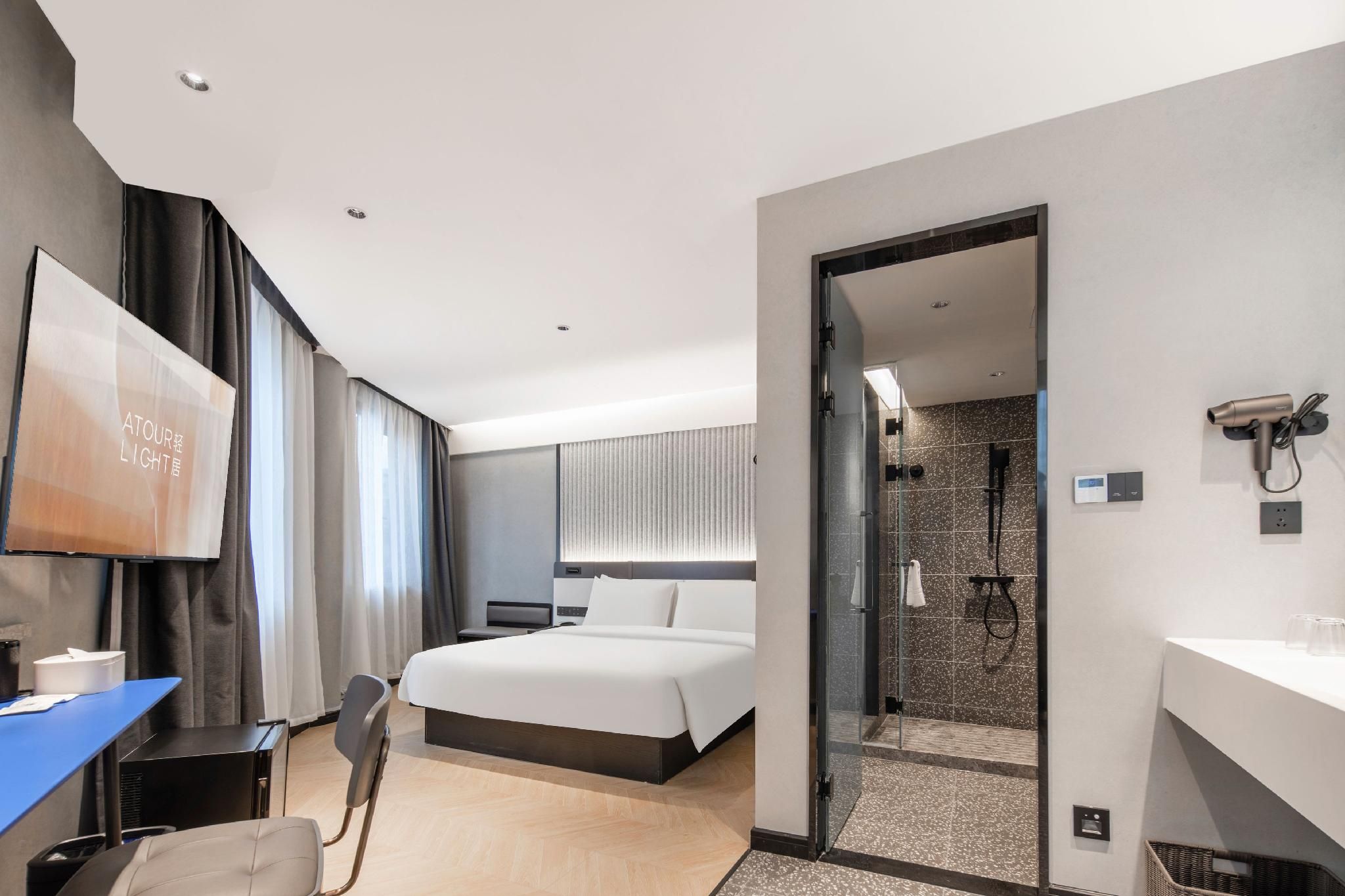 Light Double Room