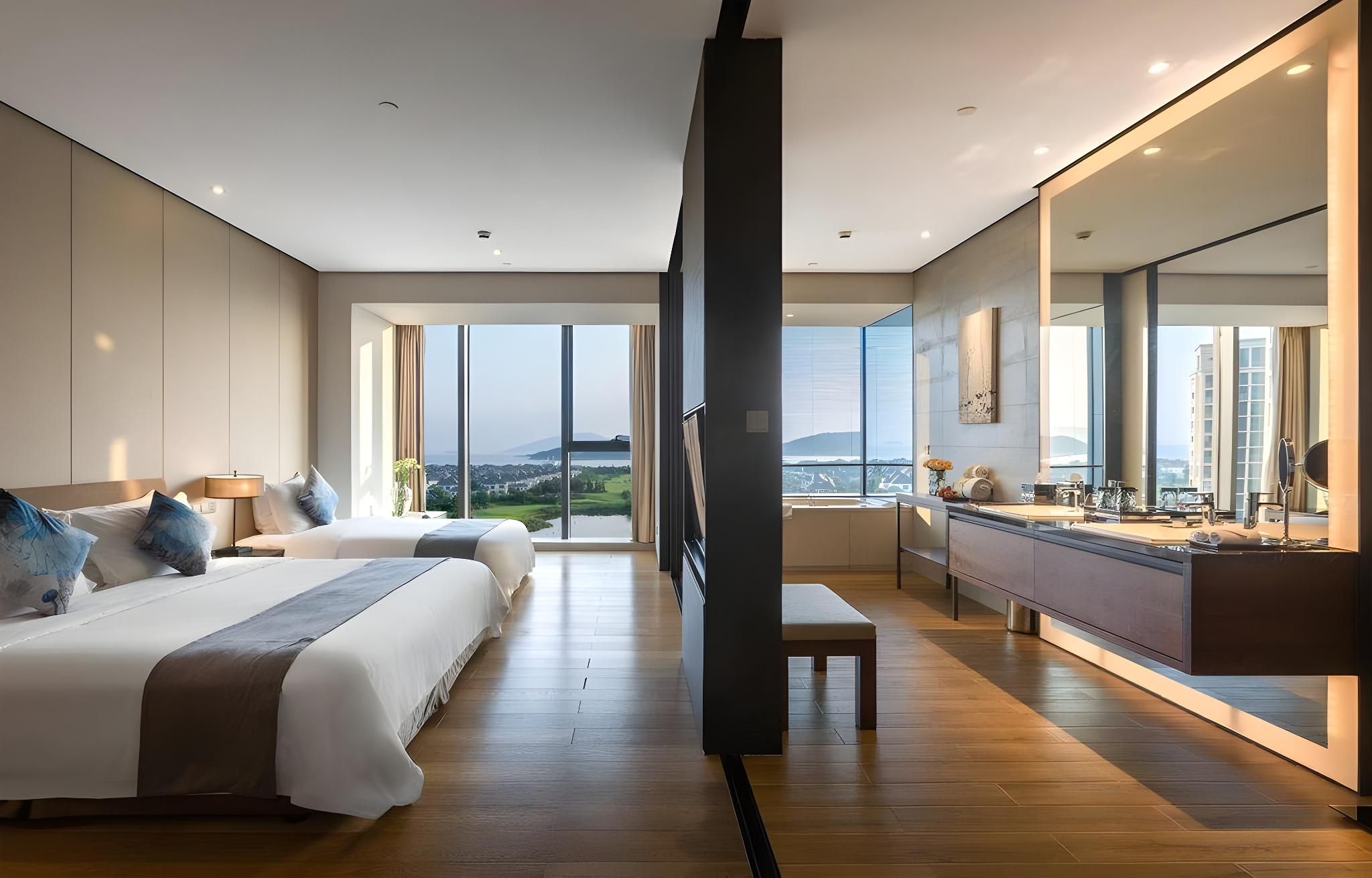 Deluxe Sea-view Parent-child Room