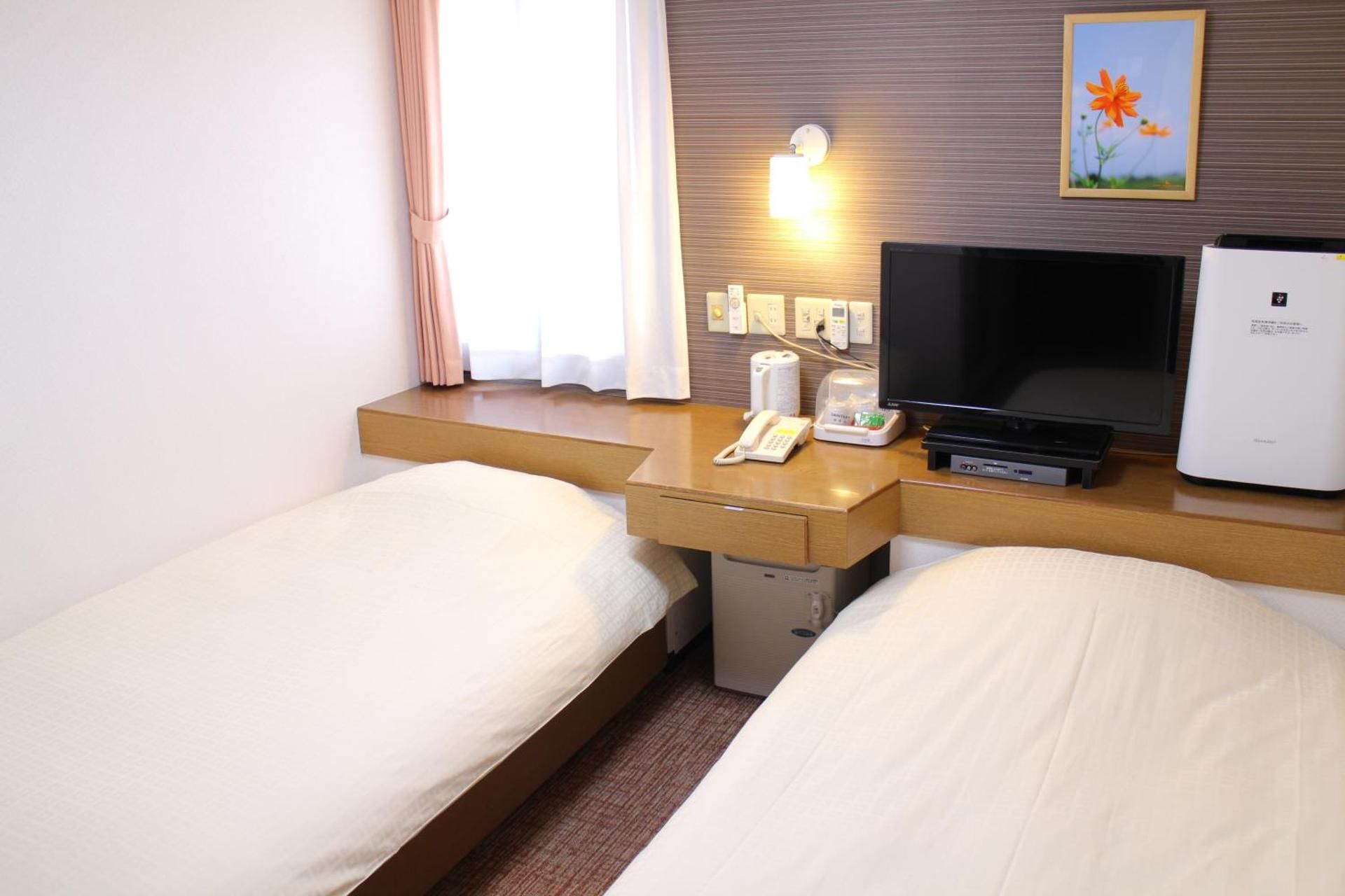Standard Twin Room - Non-Smoking