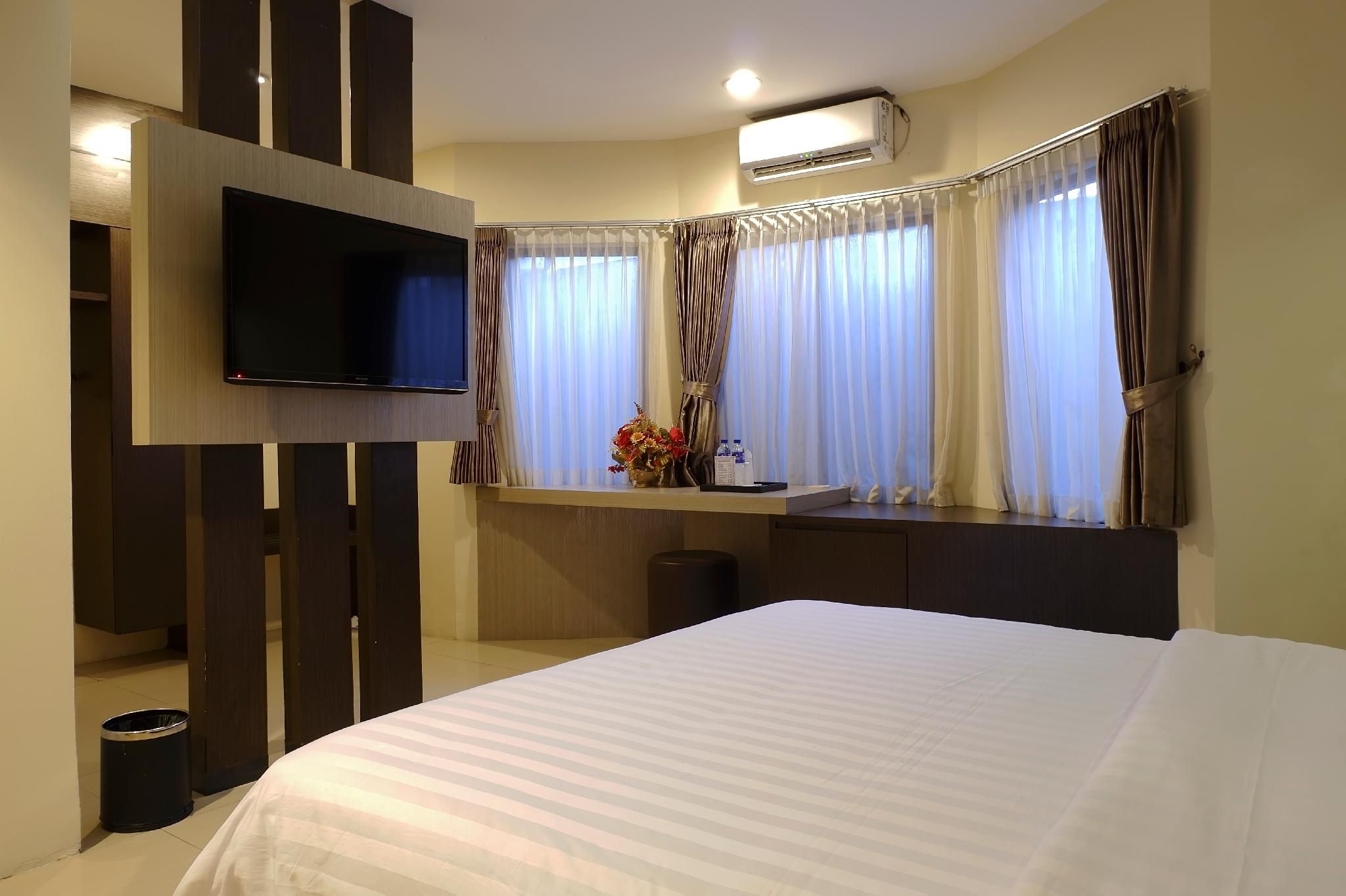 Alexander Hotel  Tegal Suite 3