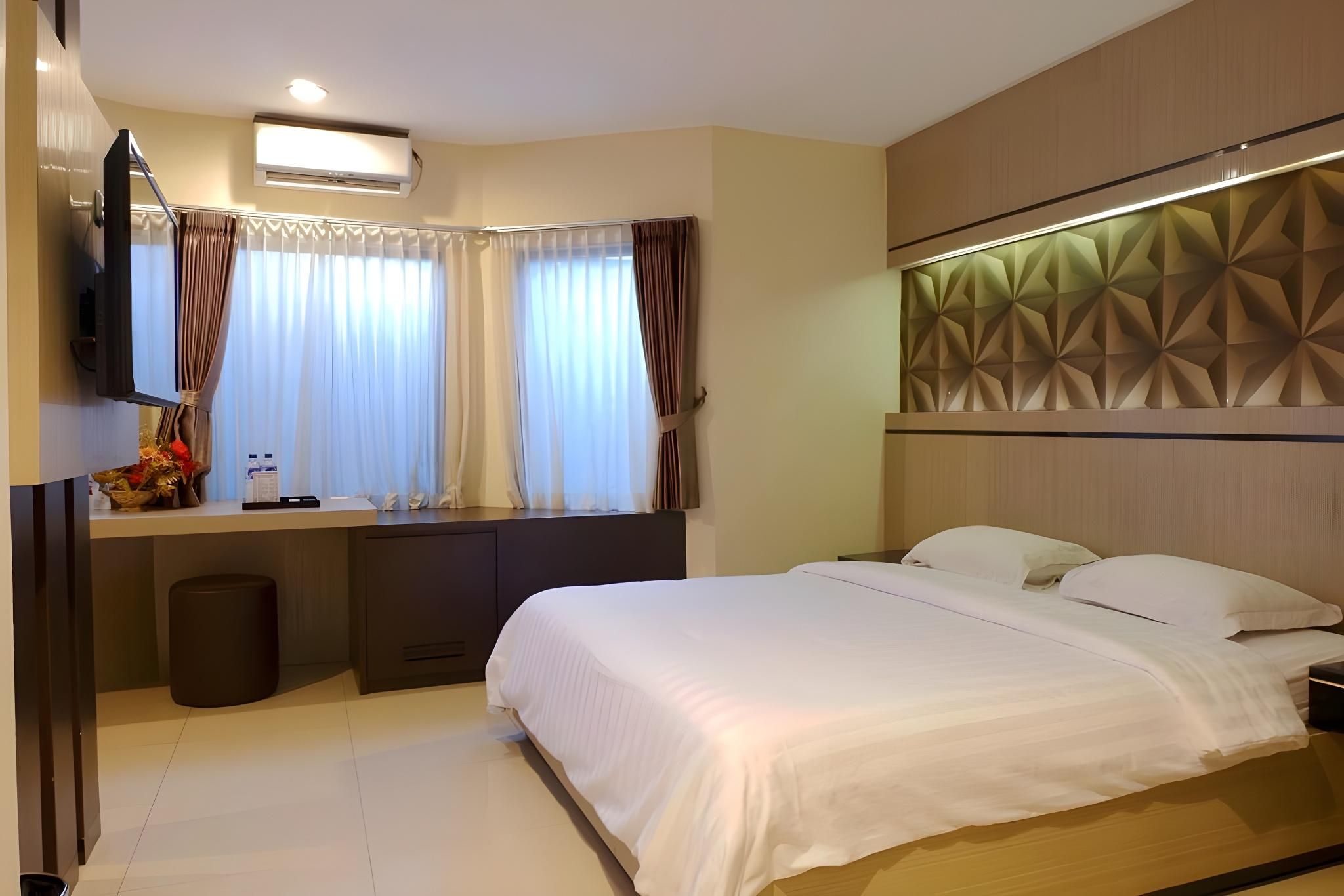 Alexander Hotel  Tegal Suite 2