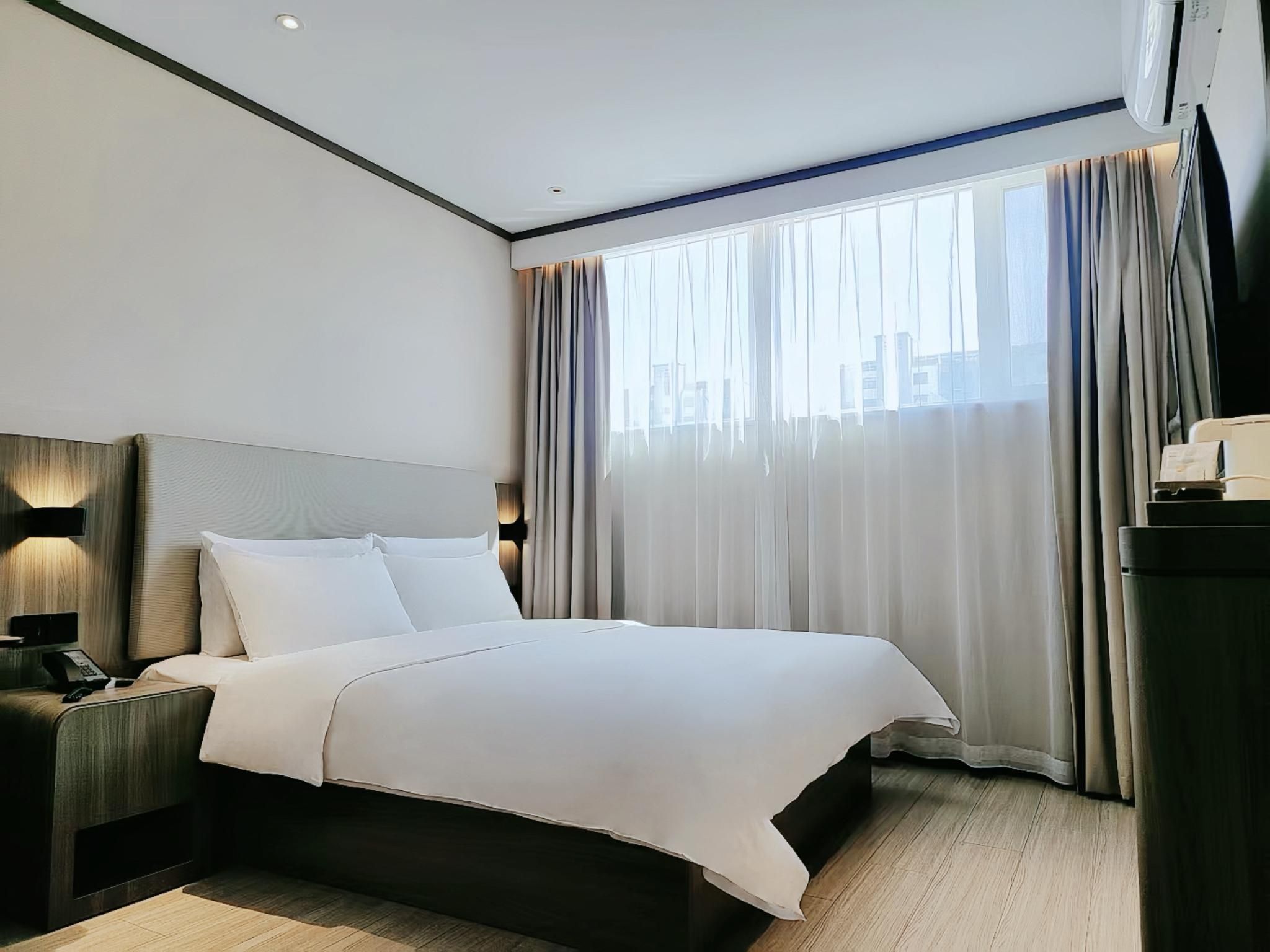 Huazhu - Superior Bed Room A