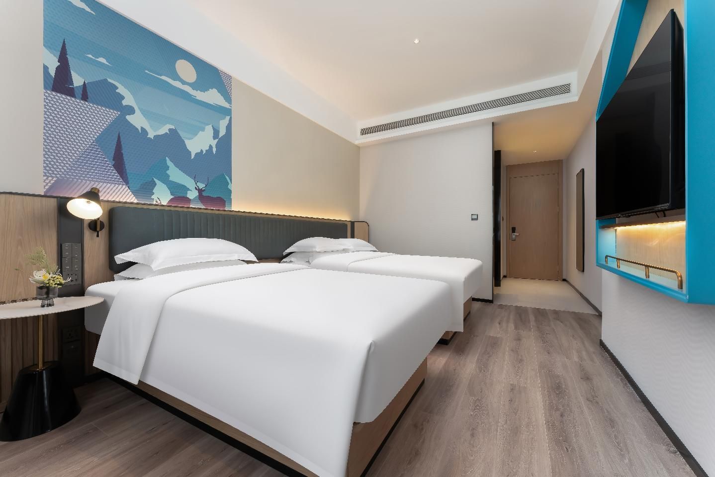 Dossen - Deluxe Family Room